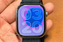 Apple/苹果 Watch S11 智能手表GPS+蜂窝款42毫米玫瑰金色铝金属表壳淡桃粉色运动型表带S/M MF984CH/B 实拍图