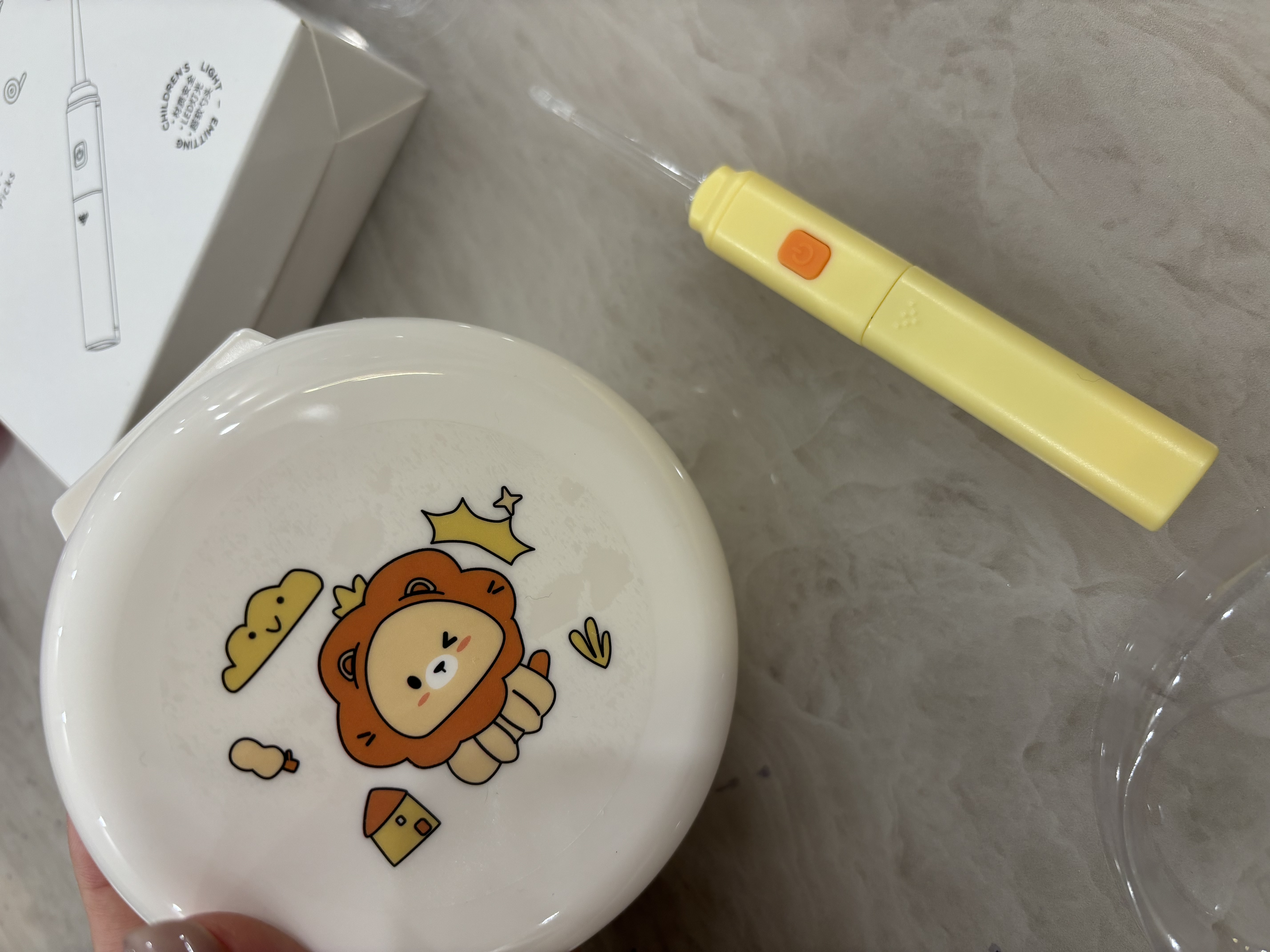 光多拉儿童挖耳勺掏耳朵神器婴儿发光挖耳勺软头可视耳屎夹子镊子带灯 实拍图