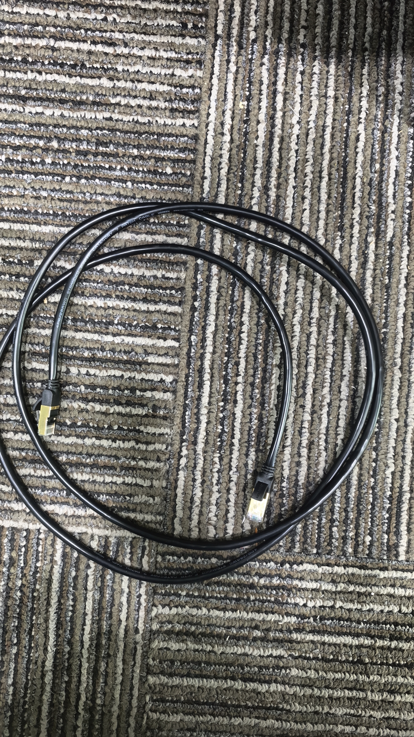 绿联超六类网线 CAT6A类纯铜万兆成品跳线 家用电脑网络线双绞线带双接头兼容千兆2.5g黑1.5米35800 实拍图