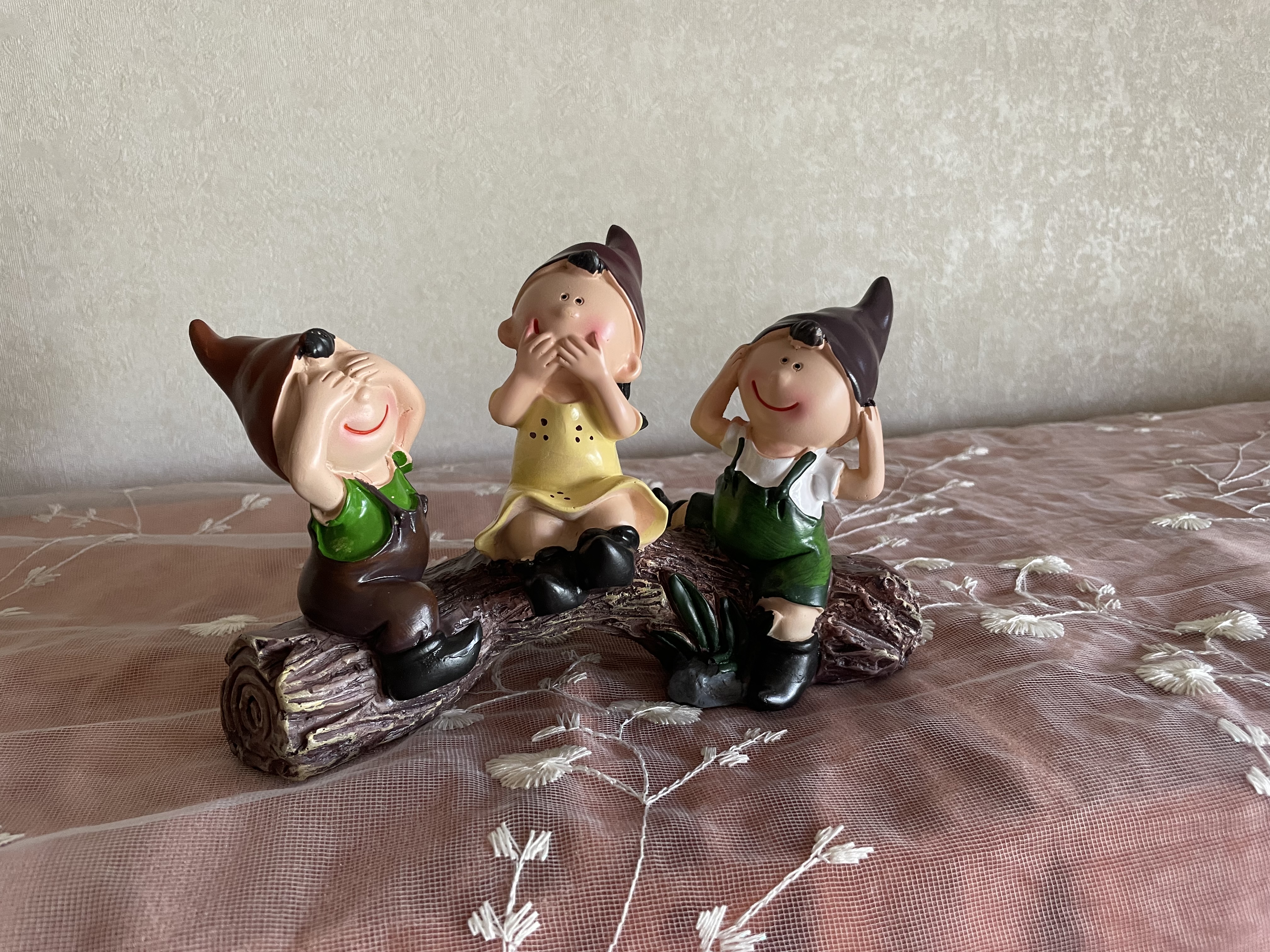 蔓森鑫简约现代家居装饰品客厅电视酒柜桌面小摆件工艺品可爱树脂三不娃娃创意房间卧室内摆设礼物 树桩三不娃娃摆件 实拍图