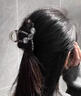 戚小米轻奢风水钻中号抓夹发卡女2026新款高级感发量少后脑勺头发发夹 冰透灰蓝抓夹约8cm-头发少抓得紧 实拍图
