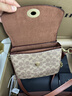 蔻驰（COACH）【礼物】经典标志CASSIE19号单肩斜挎包翻盖夏季女包 棕黄色锈色（新版） 实拍图