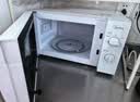 美的（Midea）【价保618】快捷微波炉 家用小型 360°转盘加热 旋钮操控 易洁内胆（M1-L213B） 实拍图