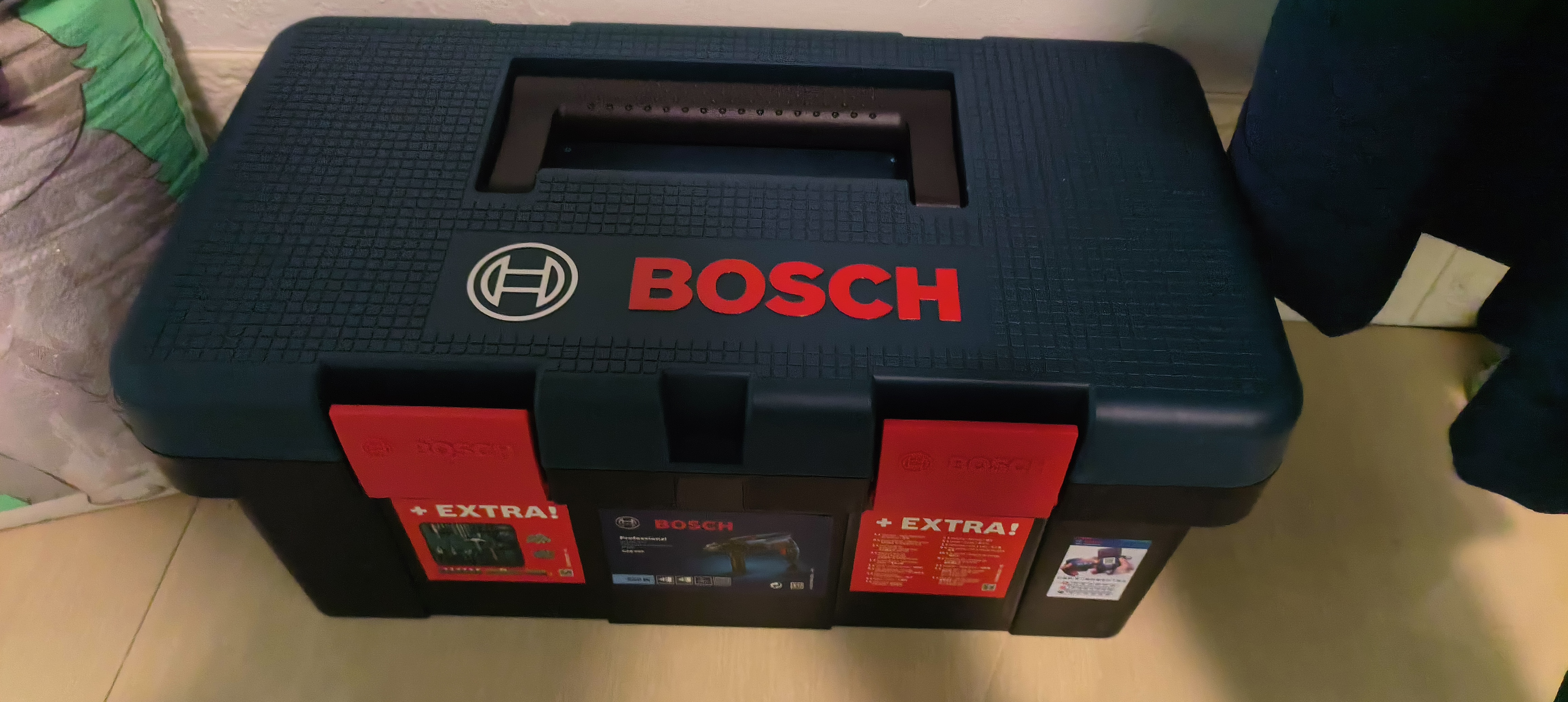 博世（BOSCH） GSB 550冲击钻工具箱套装电钻手电钻螺丝刀钻头博士工具包收纳箱 塑盒套装版 实拍图