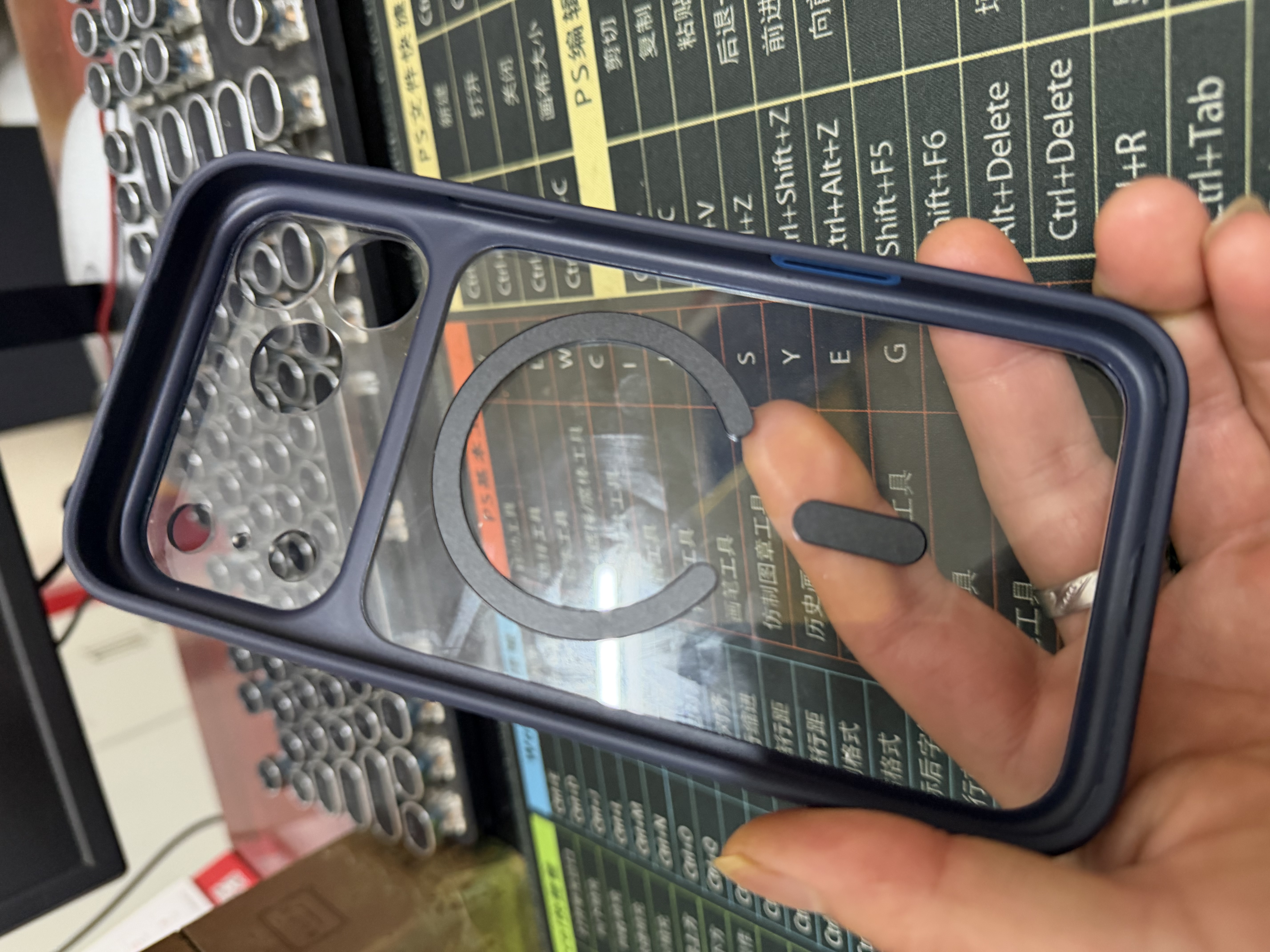 玄皇适用iphone17promax手机壳苹果17pro新款透明磁吸镜头全包保护套硅胶磨砂软边框Ai相机按键男女款 【深蓝色】镜头全包丨相机按键保护丨超强防摔 iPhone17promax【赠无黑边康 实拍图