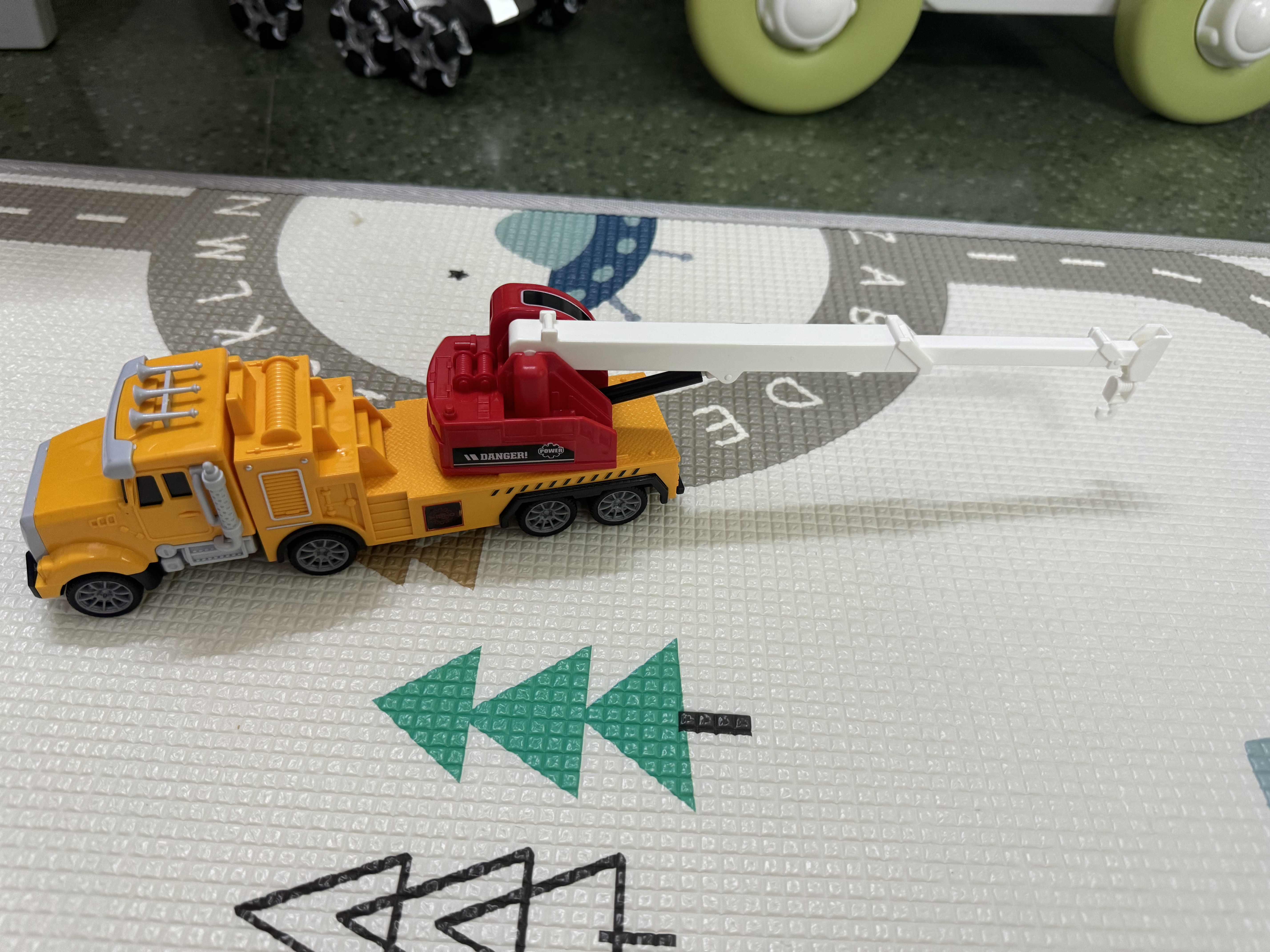 中精质造儿童大号吊车玩具工程车起重机模型货车吊机男孩翻斗汽车3岁6 美式拖头吊车/转向+拉伸延长 实拍图