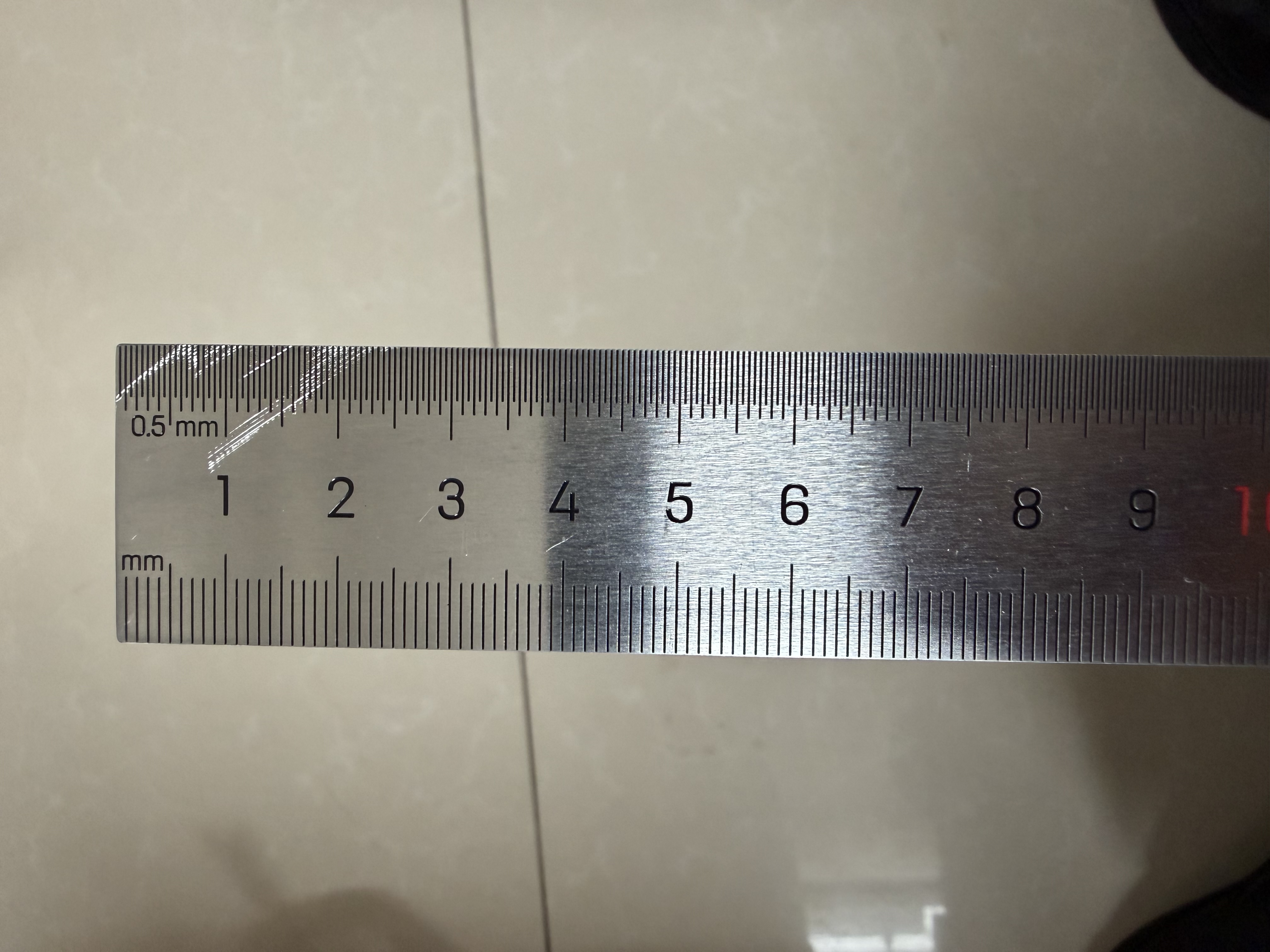 得力（deli）不锈钢直尺刻度尺公制刻度绘图钢尺30cm应急常备 实拍图