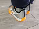 安踏儿童足球鞋TF雄狮碎钉专业青少年户外训练运动鞋子男6-12岁小学生 【大小童同款】金属钛/安踏白/电光金橘2240k-2 35 脚长22cm 实拍图