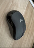 罗技（Logitech）M220 轻音鼠标 无线鼠标 办公鼠标 对称鼠标 带无线微型接收器 灰黑色 实拍图
