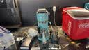德龙（Delonghi）半自动咖啡机家用小型 意式15Bar泵压冷萃咖啡 软触屏手动奶泡自动停流金属机身 吉拉朵系列 EC890 .TU真我蓝 即时加热 自动关机 专业蒸汽细杆拉花 实拍图