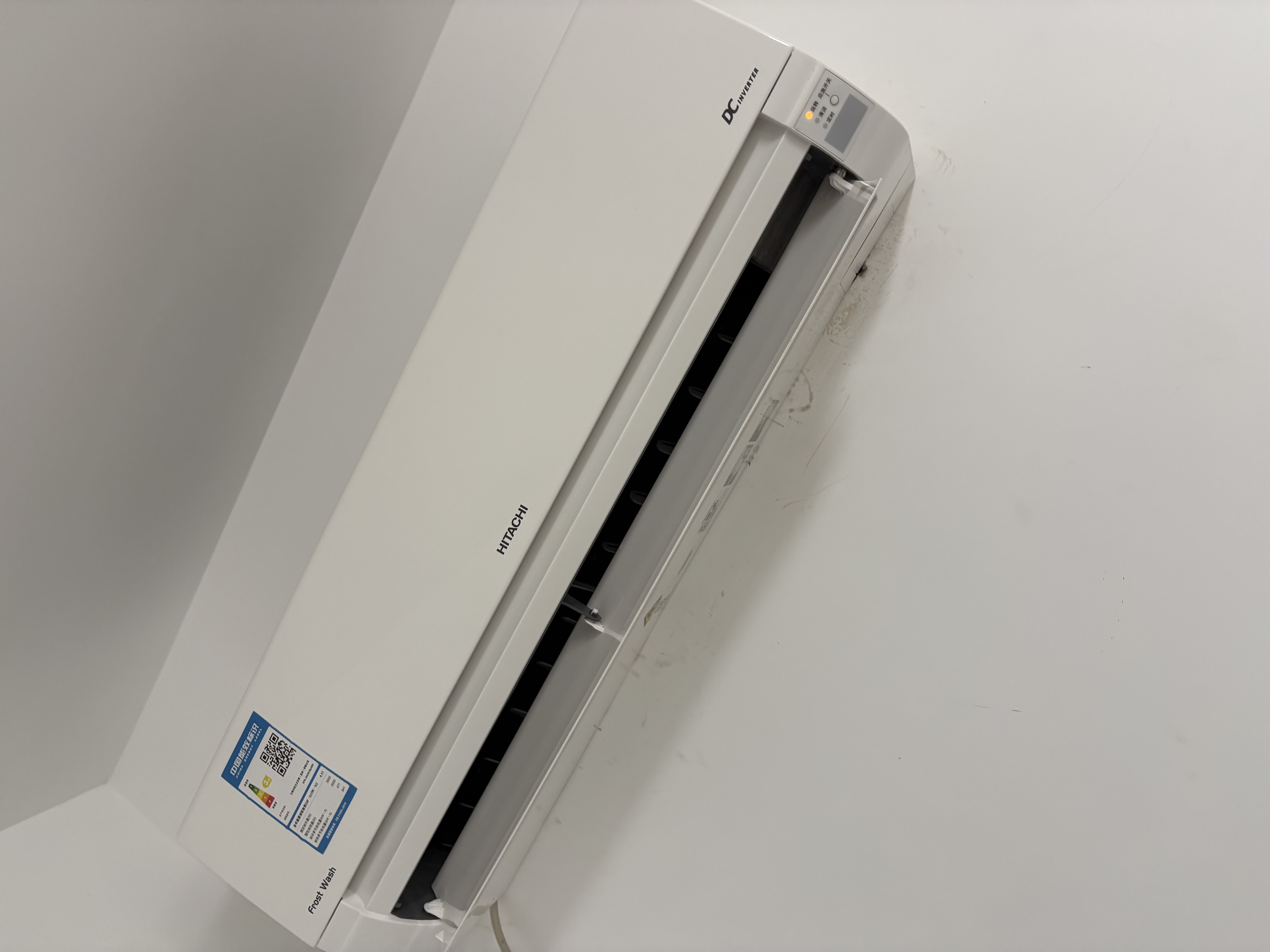 日立（HITACHI）空调挂机1.5匹 变频冷暖家用卧室空调壁挂式自清洁静音节能新三级能效白熊君RAK/C-AE12PHBPCP AE12PHBPCP 1.5匹 白熊君新三级能效 实拍图