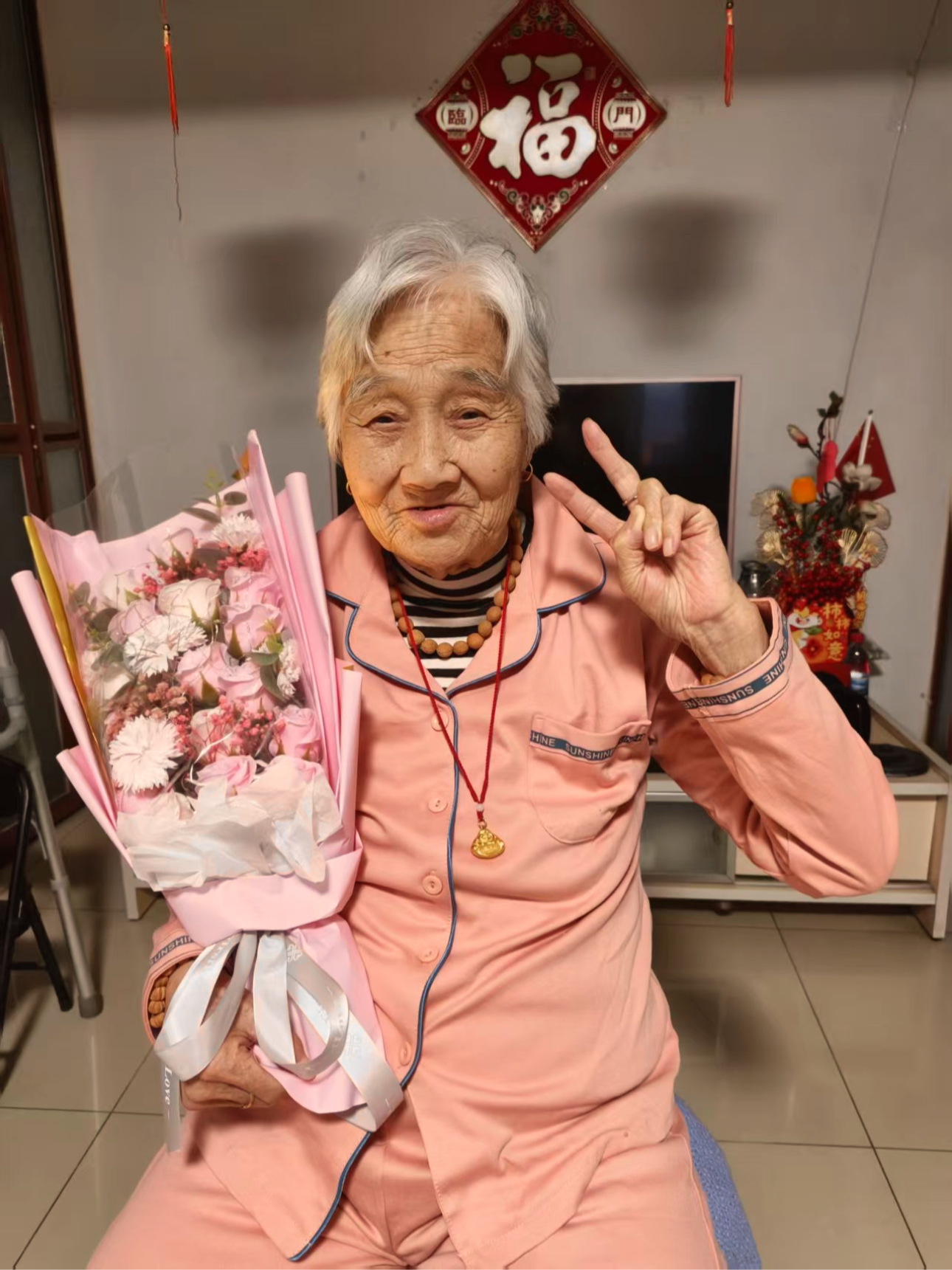第一爱21朵玫瑰康乃馨香皂花同城配送520情人节生日礼物非鲜花送女生 实拍图