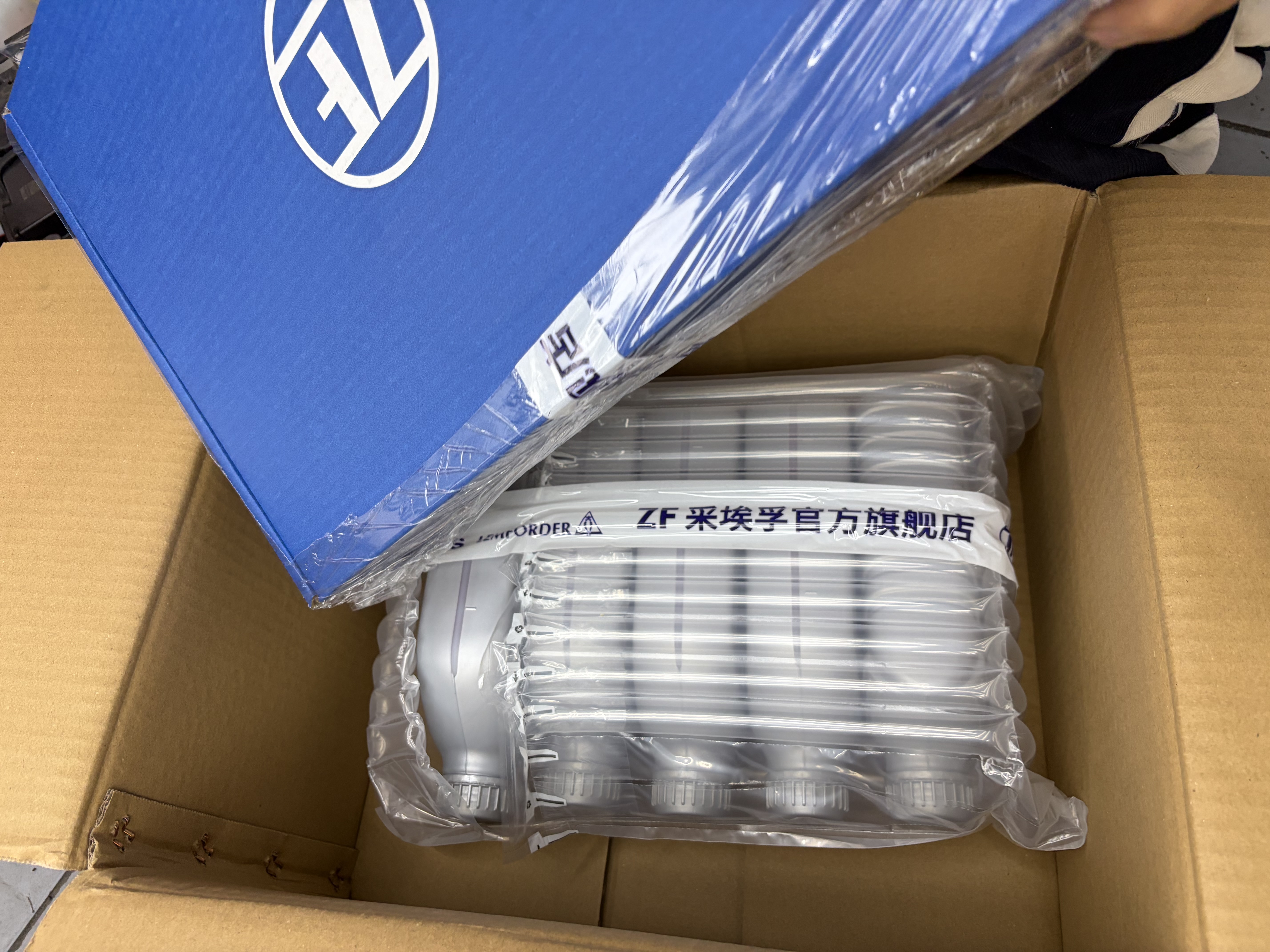 采埃孚（ZF）FS5A 5速自动变速箱油套装马自达3/5/马自达6睿翼CX7星骋2.0L 5L 实拍图