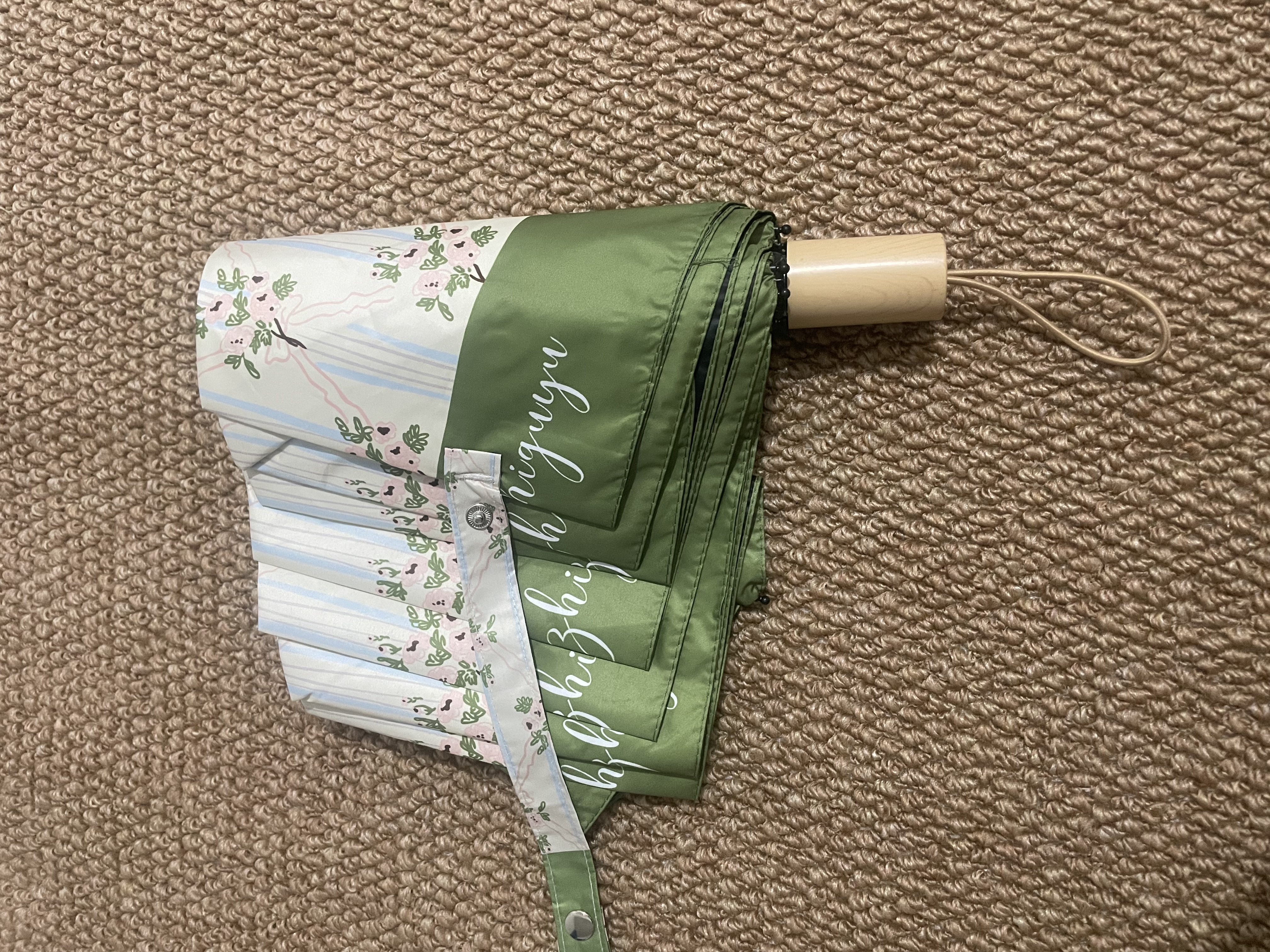 繁夏小清新碎花雨伞女晴雨两用小巧便携防晒防紫外线太阳伞黑胶遮阳伞复古田园 实拍图
