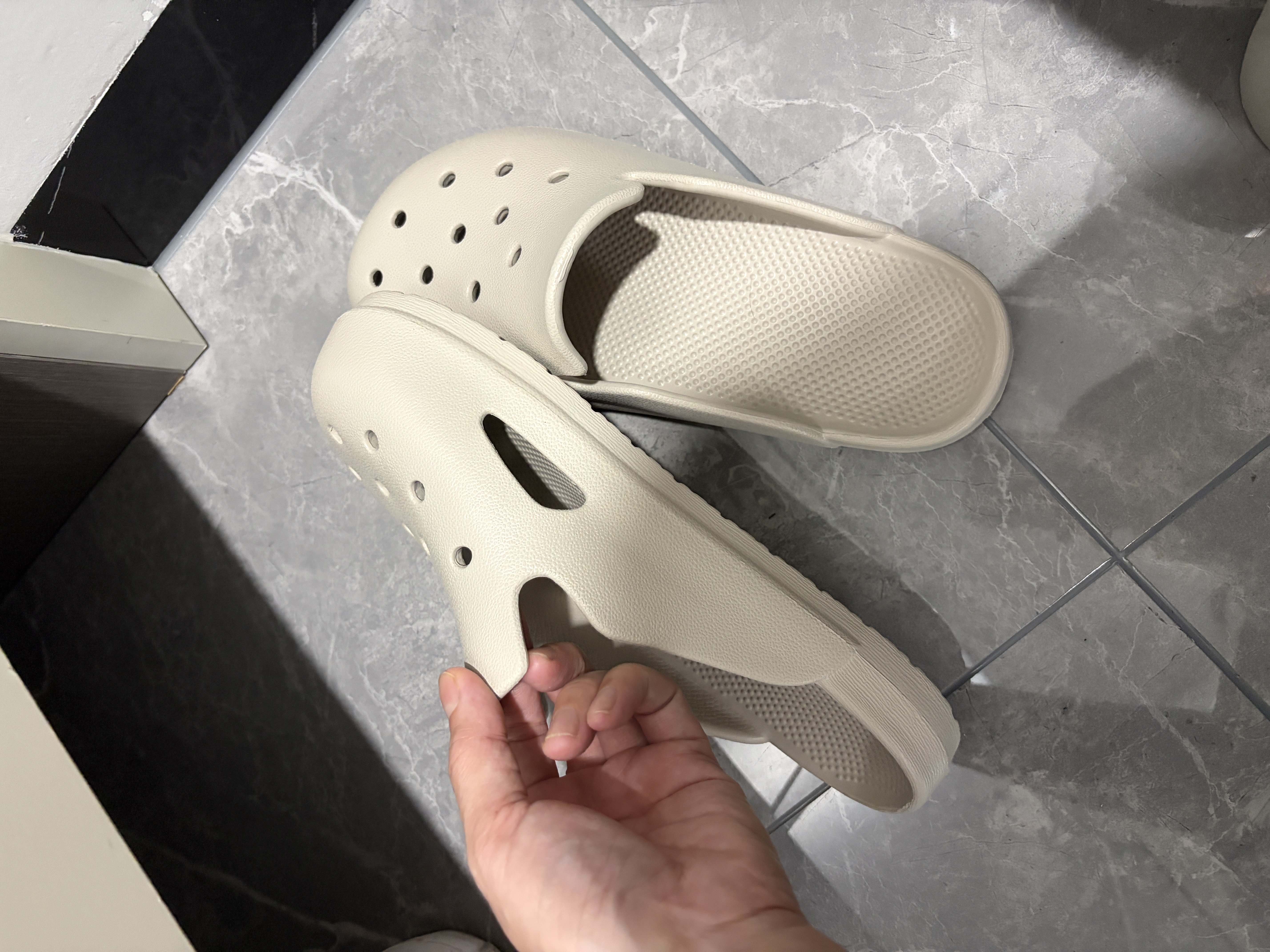 Home Story×JDear自研EVA防臭超软洞洞鞋拖鞋女士  奶茶色 37/38 实拍图