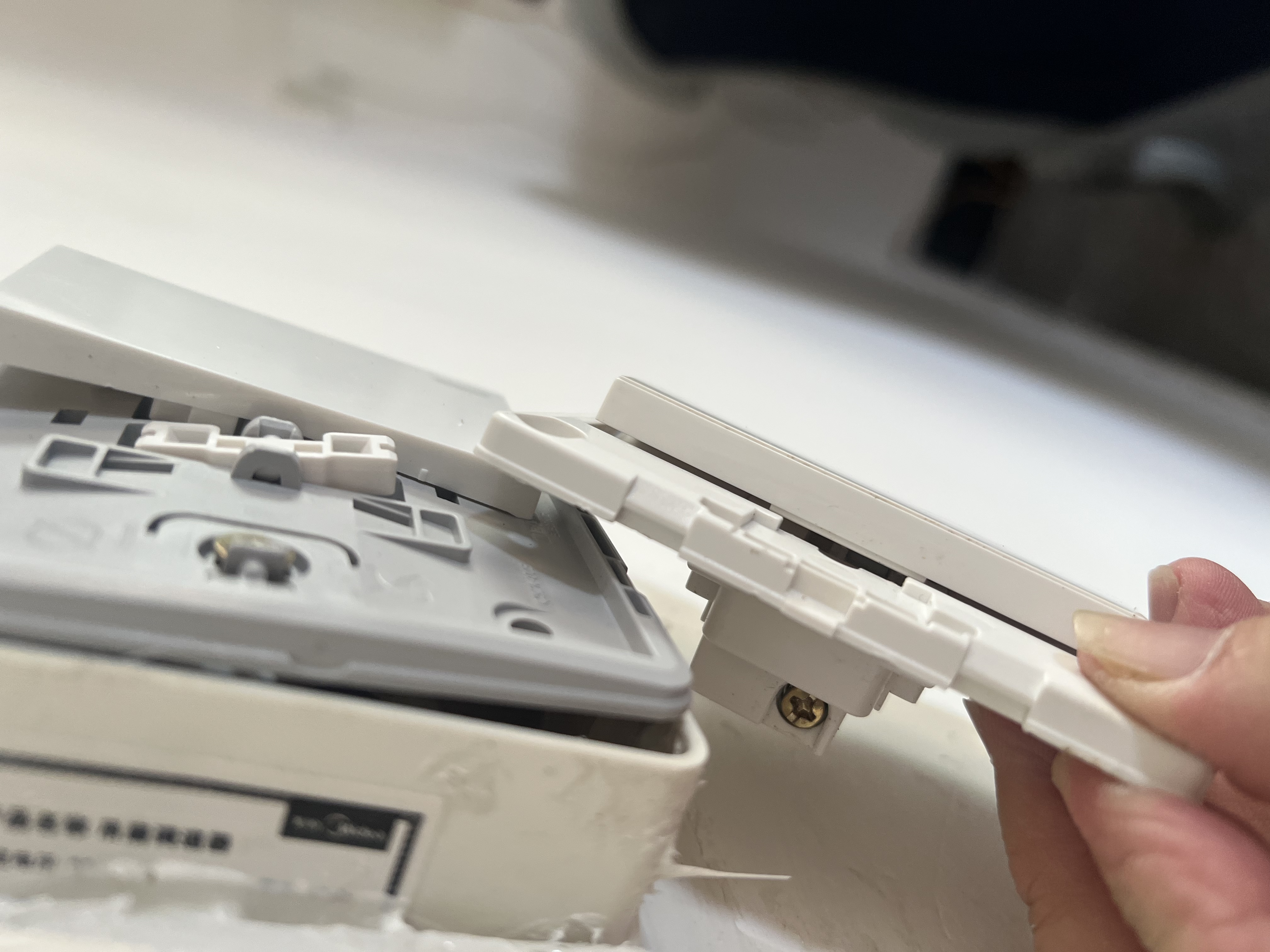 德力西（DELIXI）开关插座面板 CD815系列 双开二开单控开关 QSE862K1 实拍图