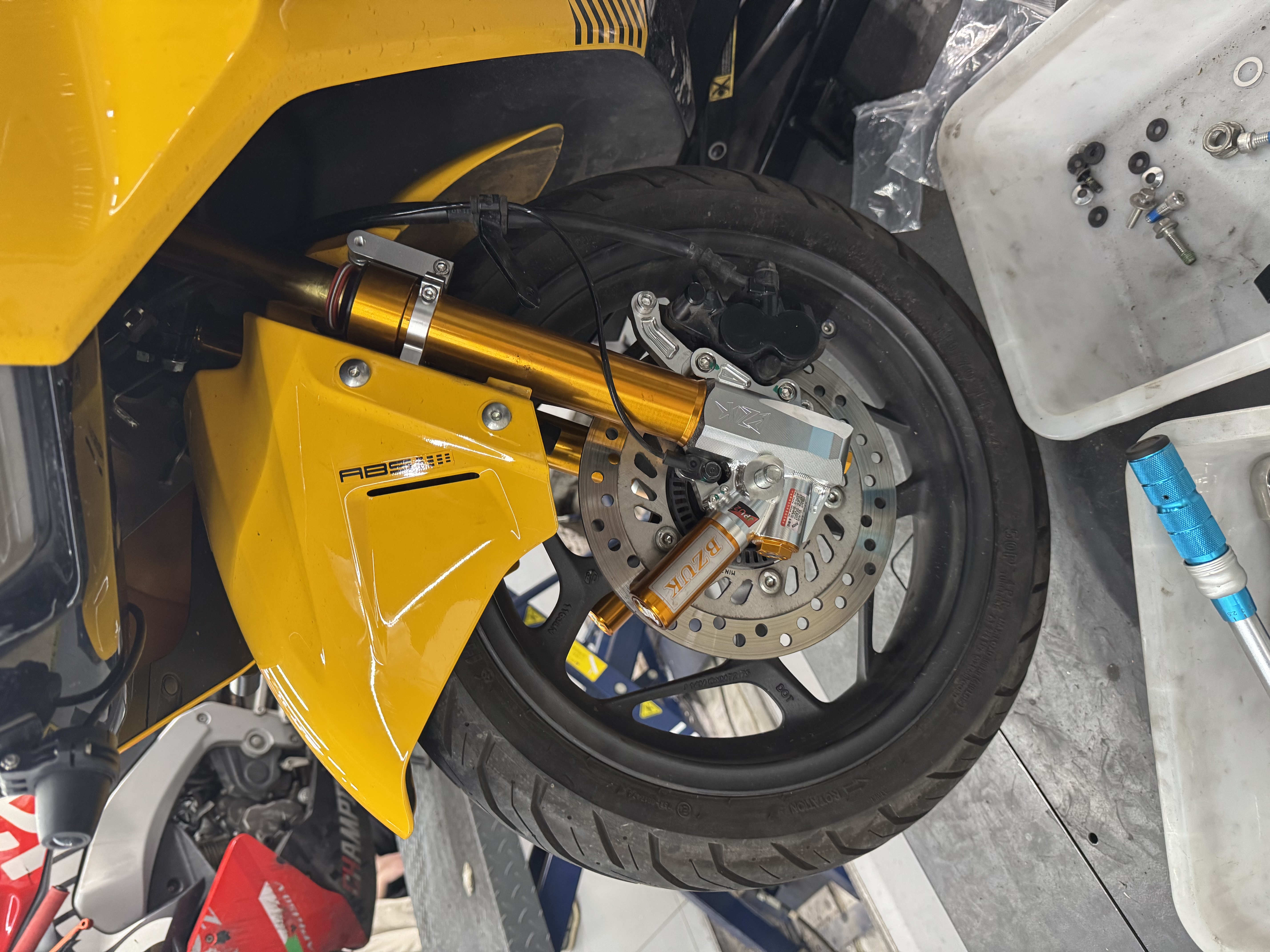 巴祖卡前减震JPU2 本田NS150GX NWG150 PCX160豪爵UHR UFR150 升仕150X 实拍图