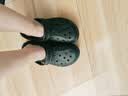 卡骆驰（CROCS）贝雅云彩女士洞洞鞋休闲鞋|208186 黑色-001    37 /38(240mm)   实拍图