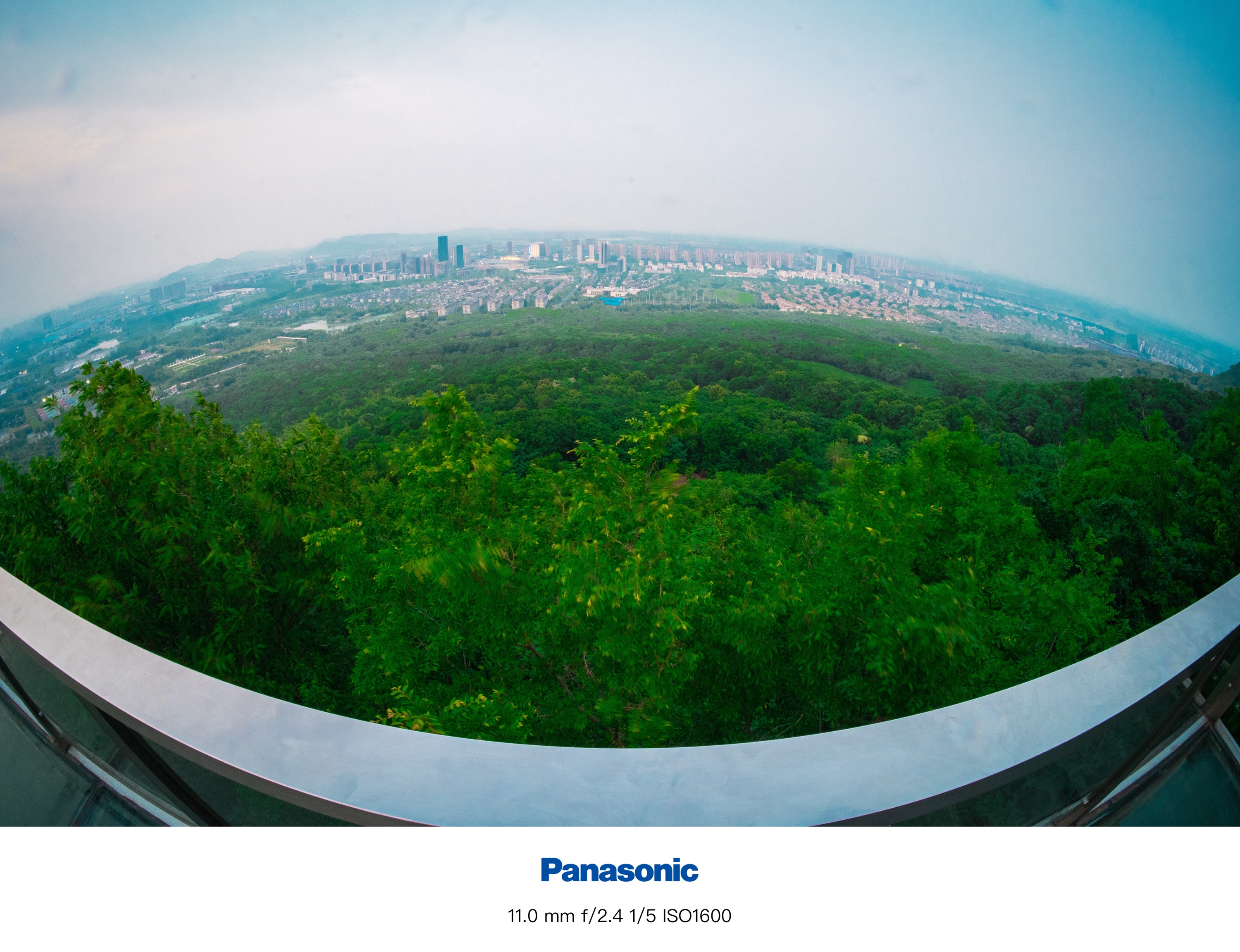 铭匠【银色】11mm F2.8全画幅广角鱼眼镜头星空风景拍摄镜头适用于E卡口Z卡口RF卡口L卡口单反相机镜头 银色 L卡口 实拍图