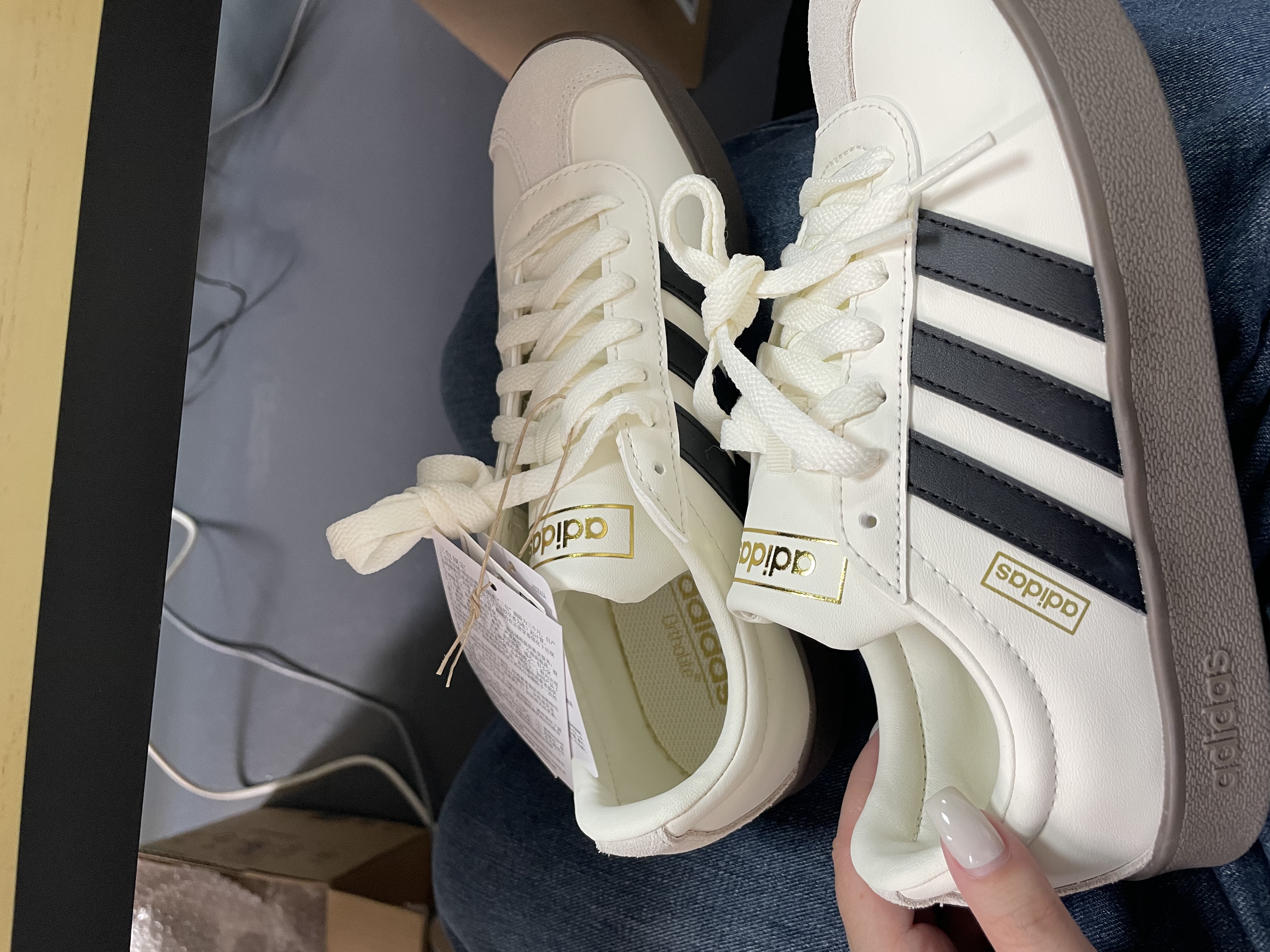 adidas「T头鞋」VL COURT CLASSIC板鞋德训鞋男女阿迪达斯轻运动   汉玉白/黑色/树脂黄   36 实拍图