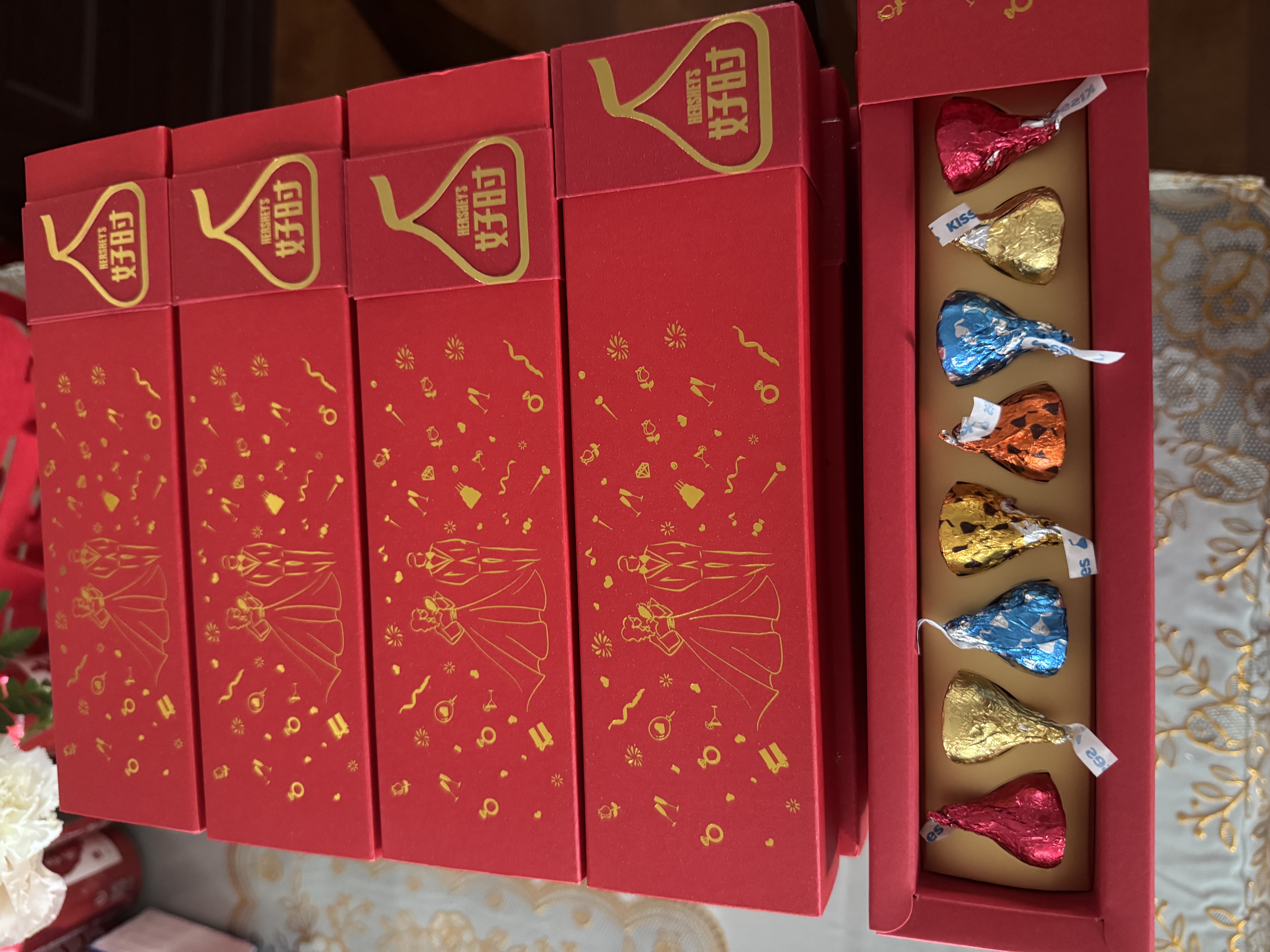 好时（Hershey’s） 巧克力喜糖成品礼盒装8粒 西式酒红套封婚礼糖盒含糖 结婚伴手礼 客户自己包装联系客服 实拍图