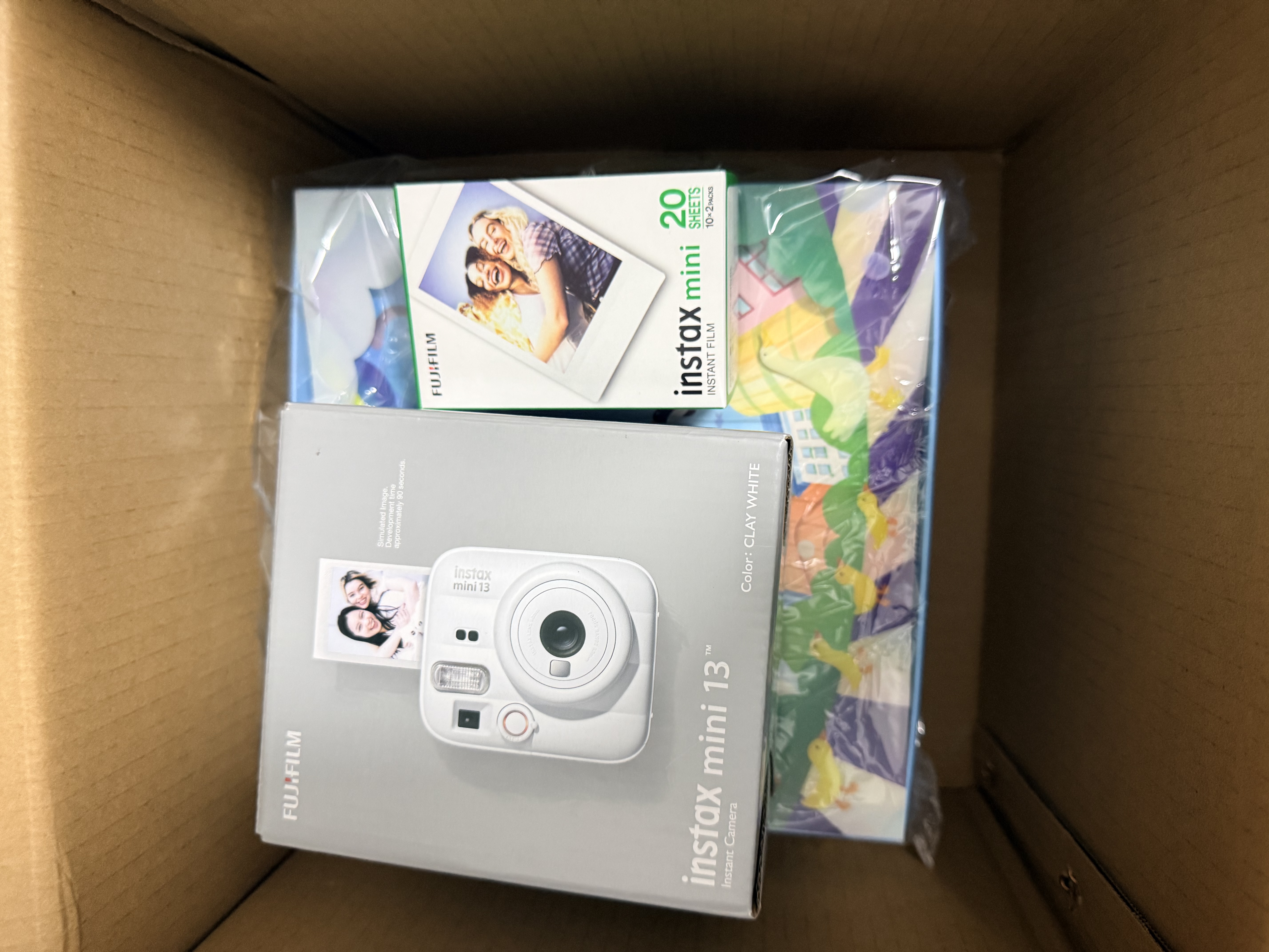 富士（FUJIFILM）拍立得 instax mini13 一次成像旅游相机 mini12 升级款定时自拍 七夕礼物 生日礼物 漂浮时刻礼盒 Mini13 奶霜白【自拍神器】 官方标配+漂浮时刻礼盒+ 实拍图
