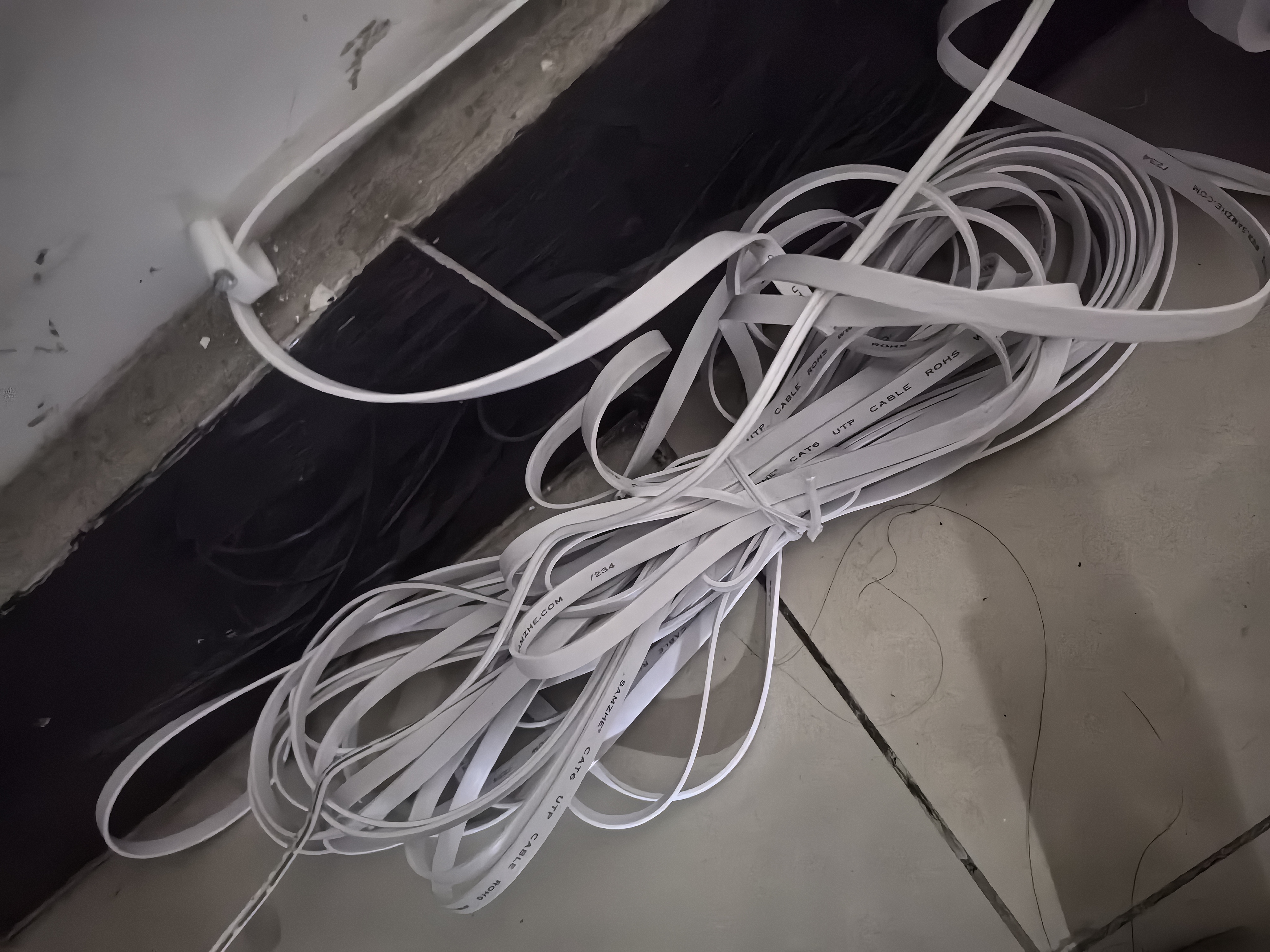 山泽六类网线 CAT6类千兆纯铜扁平网线 电脑宽带家用监控网络连接成品跳线 白色30米BBP630 实拍图