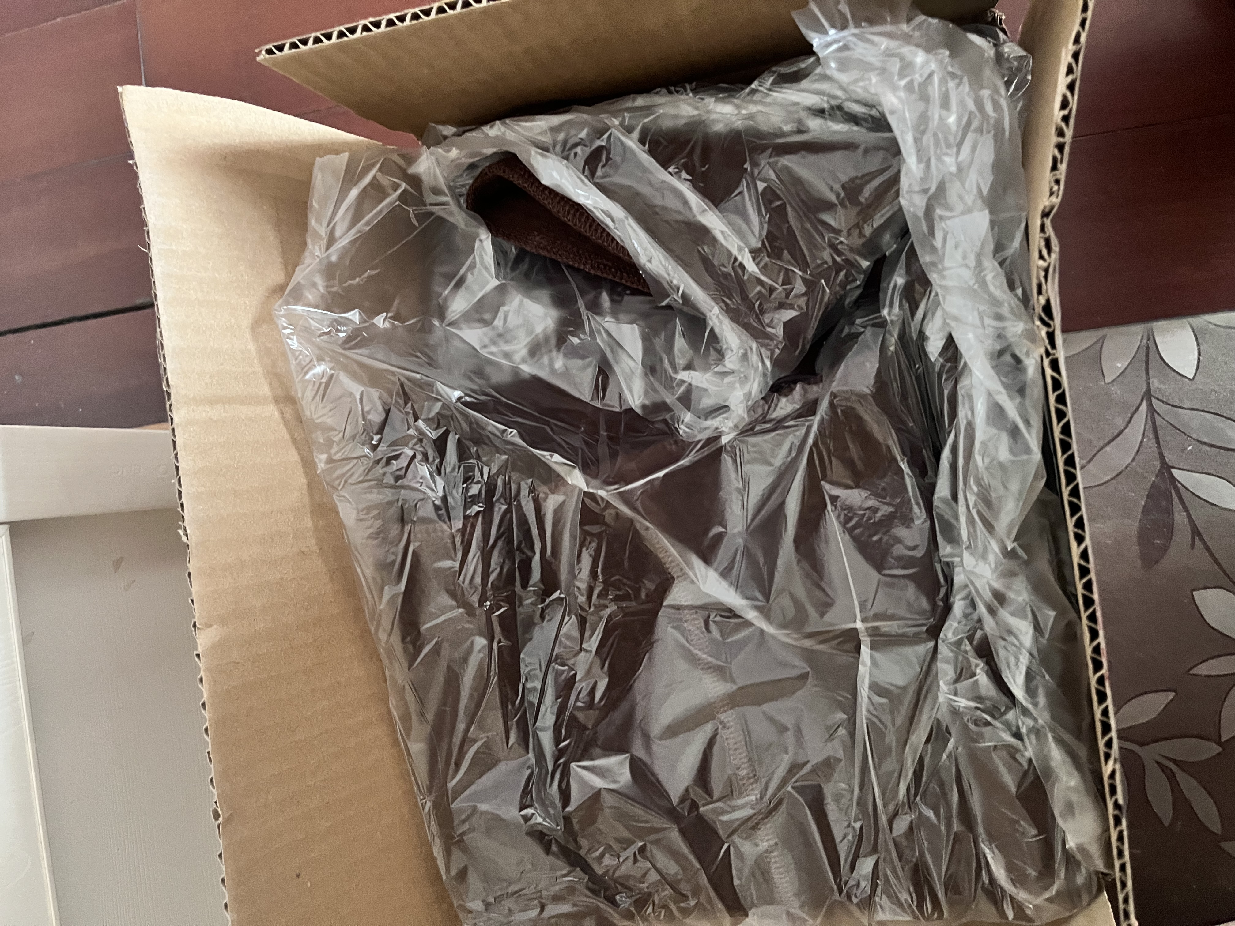 【如家】洗衣洗鞋服务 洗羽绒服/大衣/外套/衣鞋任洗 干洗/湿洗 羊毛/绒面大衣 洗衣服务上门取件 衣鞋任洗1件（单件价值不超2000） （修改预约时间可联系客服） 实拍图
