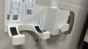 新飞通用吹风机置物架 吹风机架支架免打孔安装 戴森徕芬小米松下等品牌通用前绕线 太空铝 白色高配款 实拍图