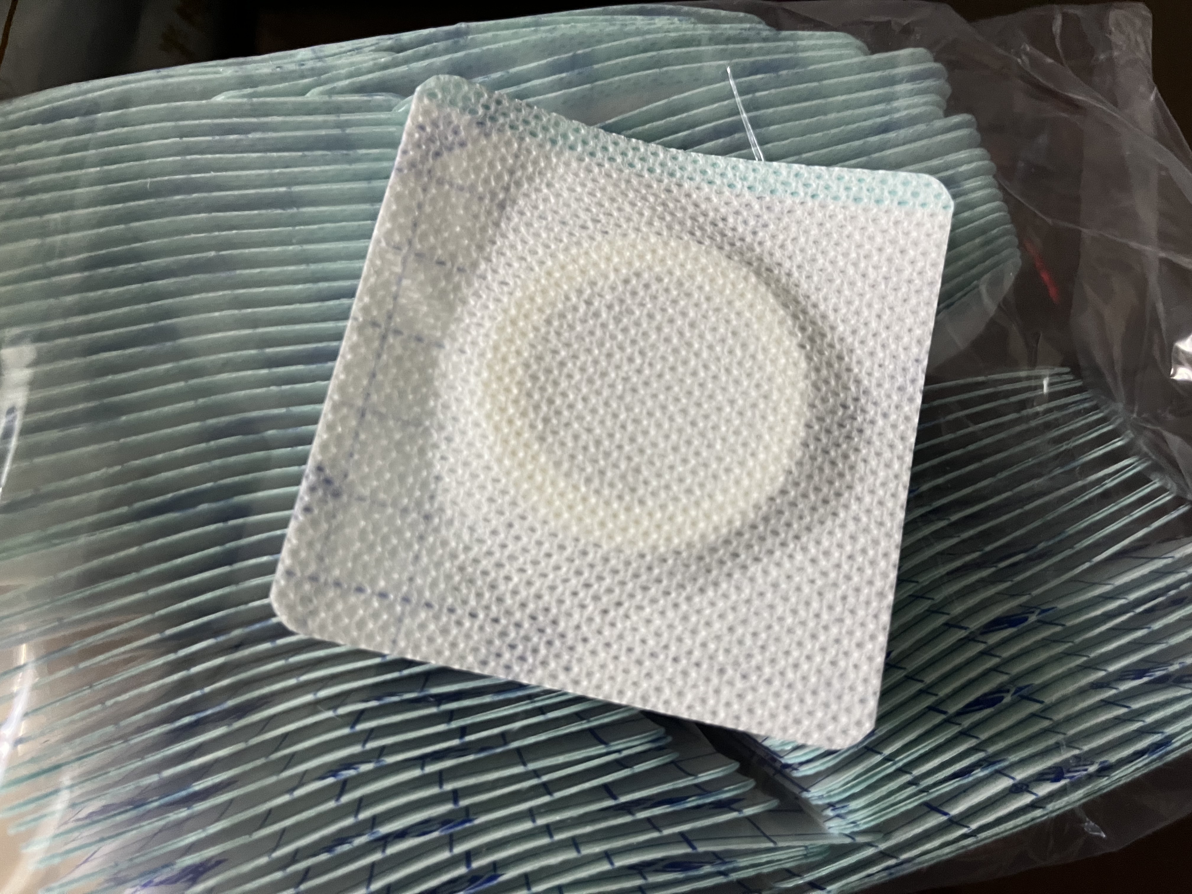 弘生医用空白穴位贴医用无纺布敷料肚脐贴中药外敷固定膏贴7*7cm 实拍图
