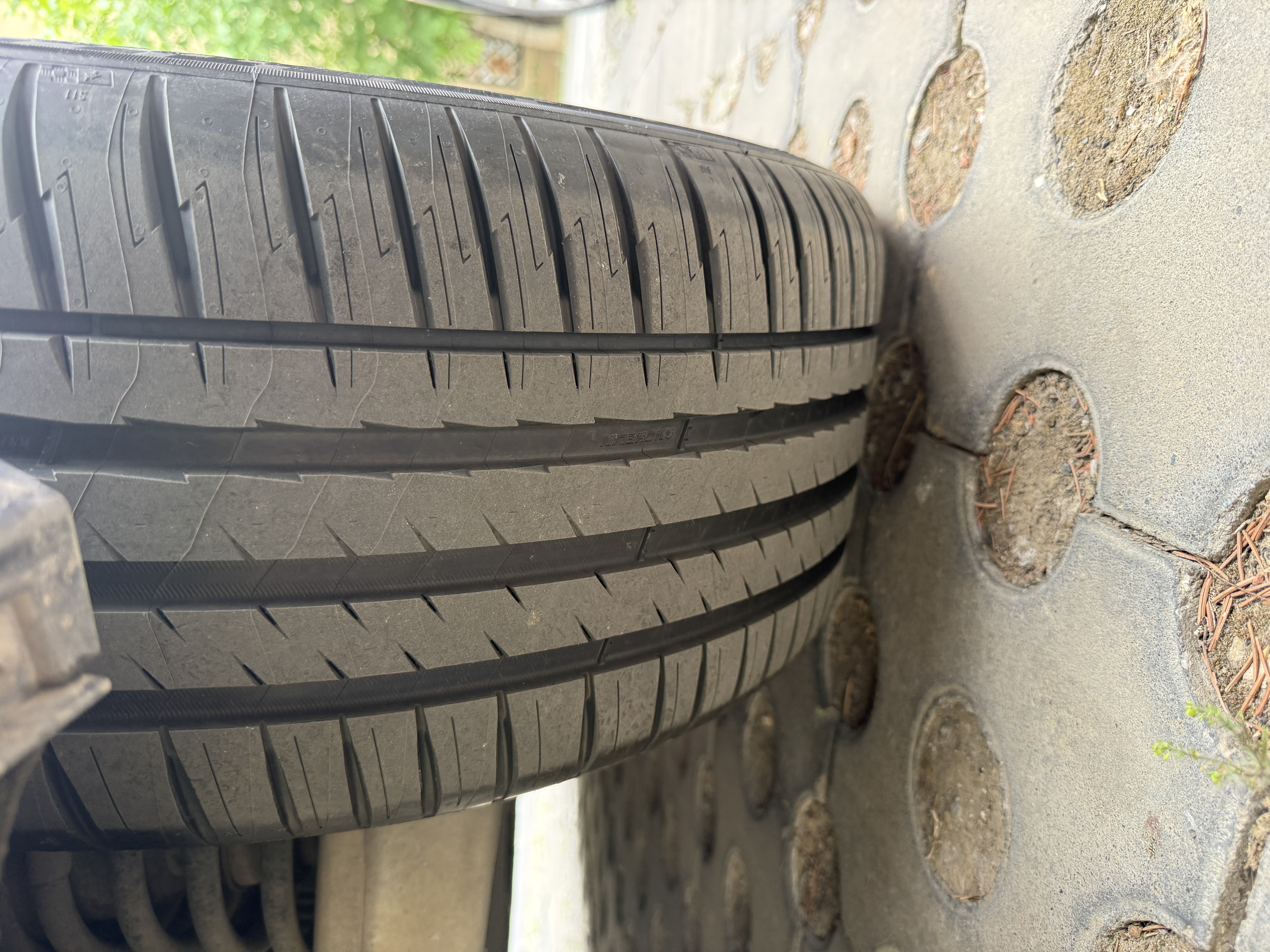 米其林（MICHELIN）汽车轮胎 255/50R20 109W 竞驰EV PILOT SPORT EV LTS/比亚迪唐 实拍图