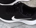耐克NIKE男子跑步鞋REVOLUTION 7运动鞋春夏款FB2207-001黑白42.5 实拍图