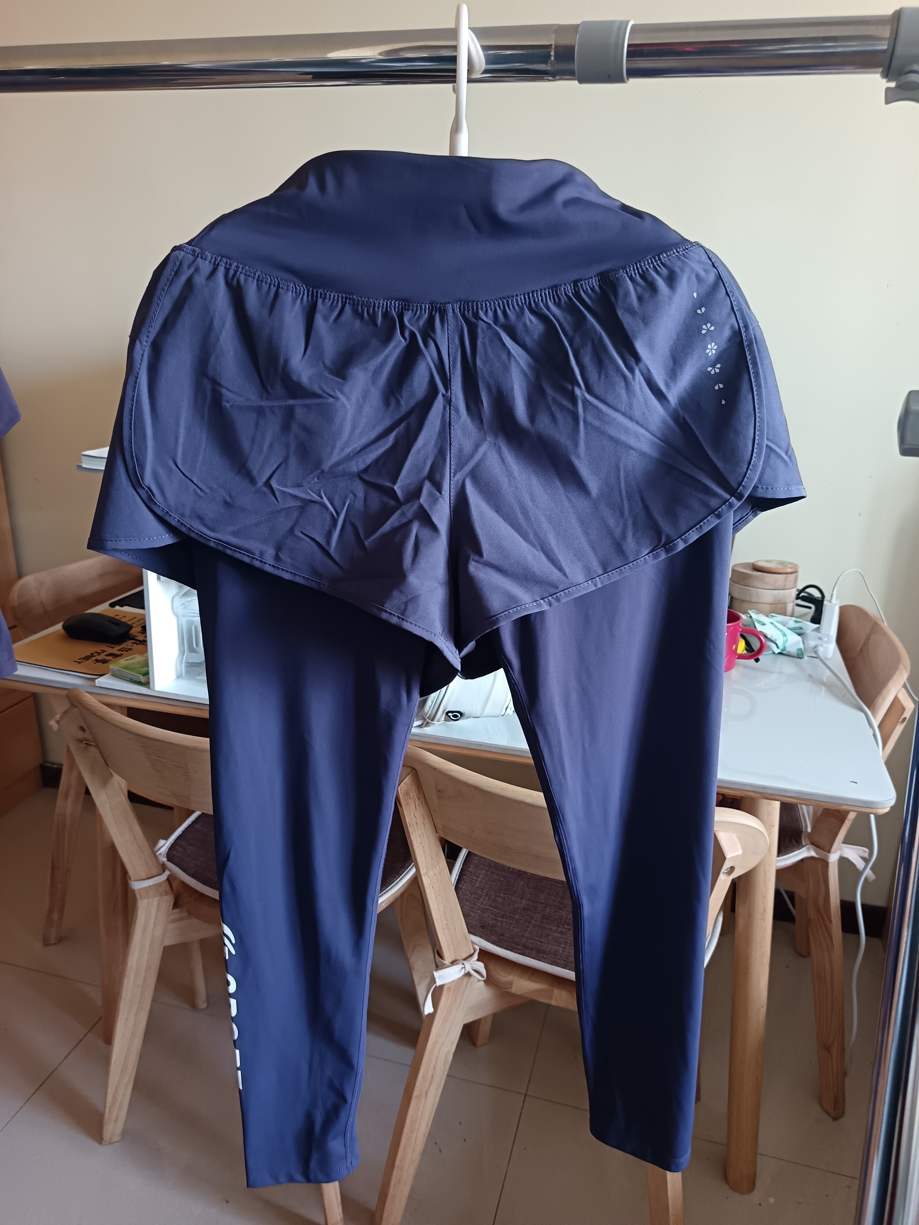 百思绒羽毛球训练健身跑步套装女短袖晨跑服专业跳绳跳高防走光瑜伽服 实拍图