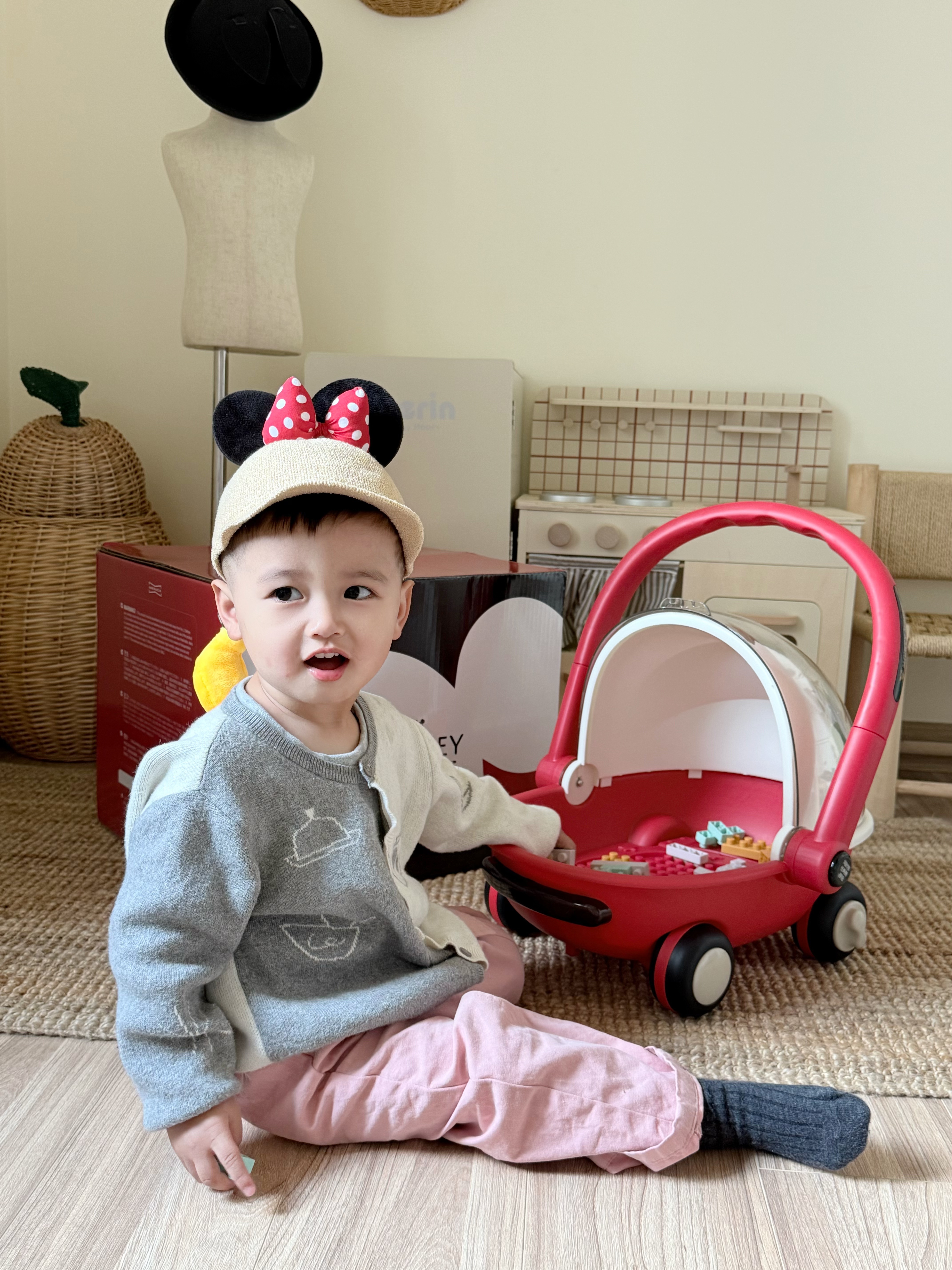 迪士尼（Disney）学步车防o型腿婴儿2026款防侧翻平衡车10个月以上宝宝学步手推车 实拍图