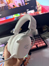 iKF V11 Pro2.0四模游戏耳机头戴式无线电竞7.1声道蓝牙屏显2.4G接收器FPS专用三角洲听声辨位 银白色 实拍图