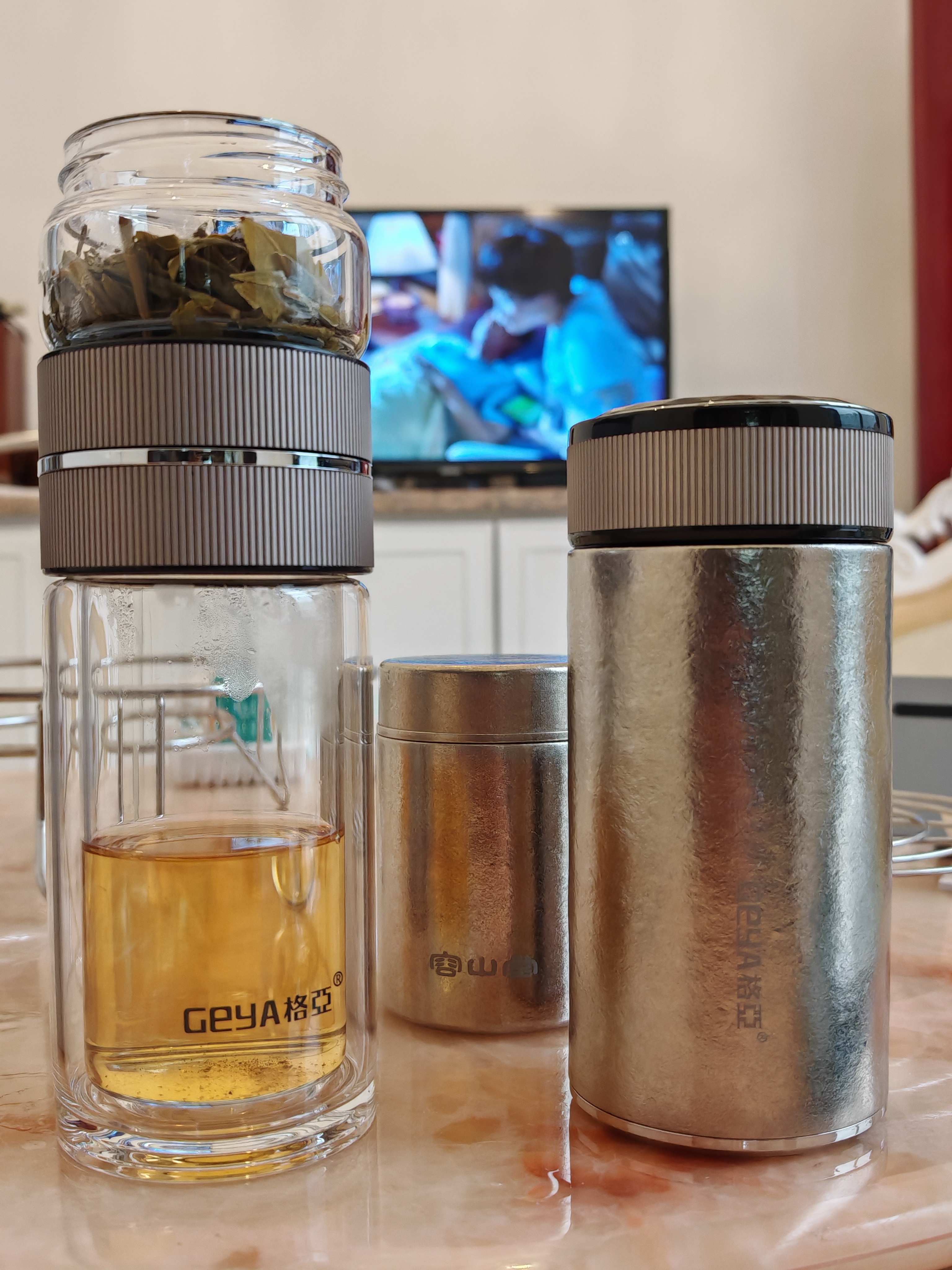 格亚（GEYA）纯钛保温杯茶水分离高档焖茶杯抑菌钛杯泡茶杯子水杯办公礼品定制 枪灰色【套装款】500ml 实拍图