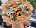 花艺湾鲜花同城配送玫瑰百合花束表白送女友老婆闺蜜生日礼物 9朵香槟6朵白百合1朵向日葵混搭 全国同城配送 留言送花日期 实拍图
