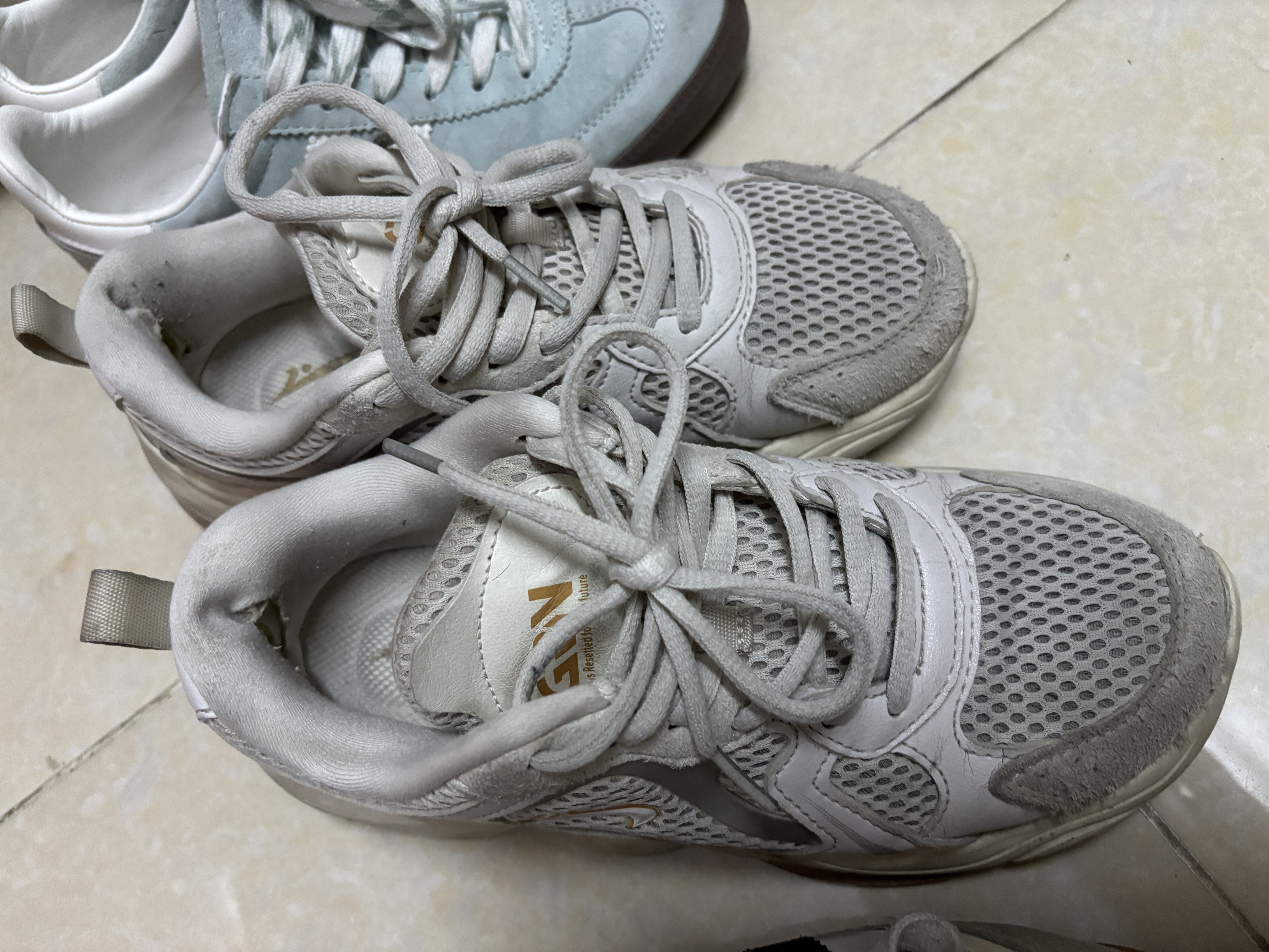 Onitsuka Tiger鬼塚虎男鞋 慢跑鞋透气轻便男女款运动休闲鞋RUNSPARK 白色/黑色（1183B480-105） 39.5 实拍图
