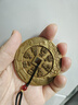 【龙虎山发货】山鬼花钱吊坠道家真品古钱币项链朱砂八卦铜钱饰品 祝福款 复古天机龙门5.5cm 实拍图