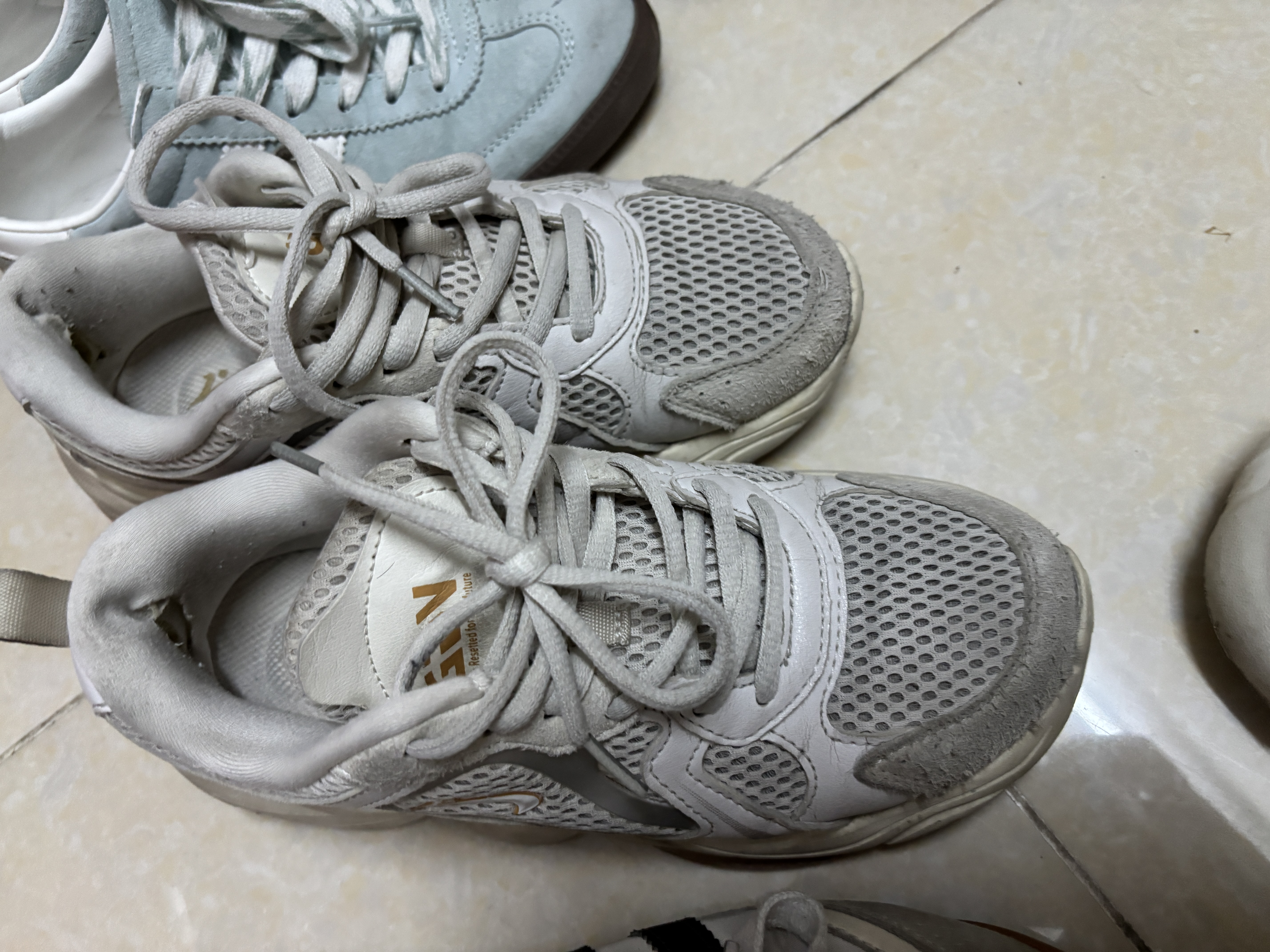 Onitsuka Tiger鬼塚虎男鞋 慢跑鞋透气轻便男女款运动休闲鞋RUNSPARK 白色/黑色（1183B480-105） 39.5 实拍图