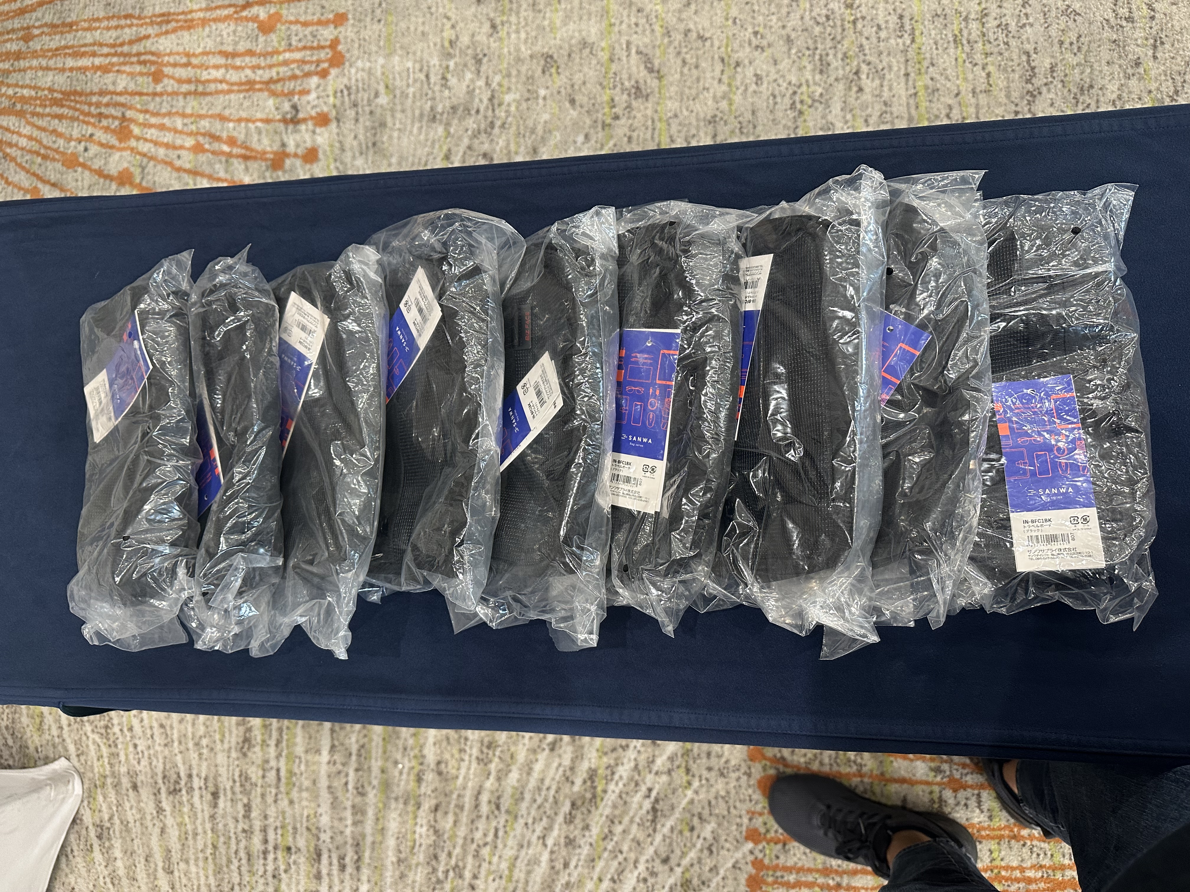 山业（SANWA）旅行便携包 数据线电源线收纳包 充电器数码配件整理袋 黑色 实拍图