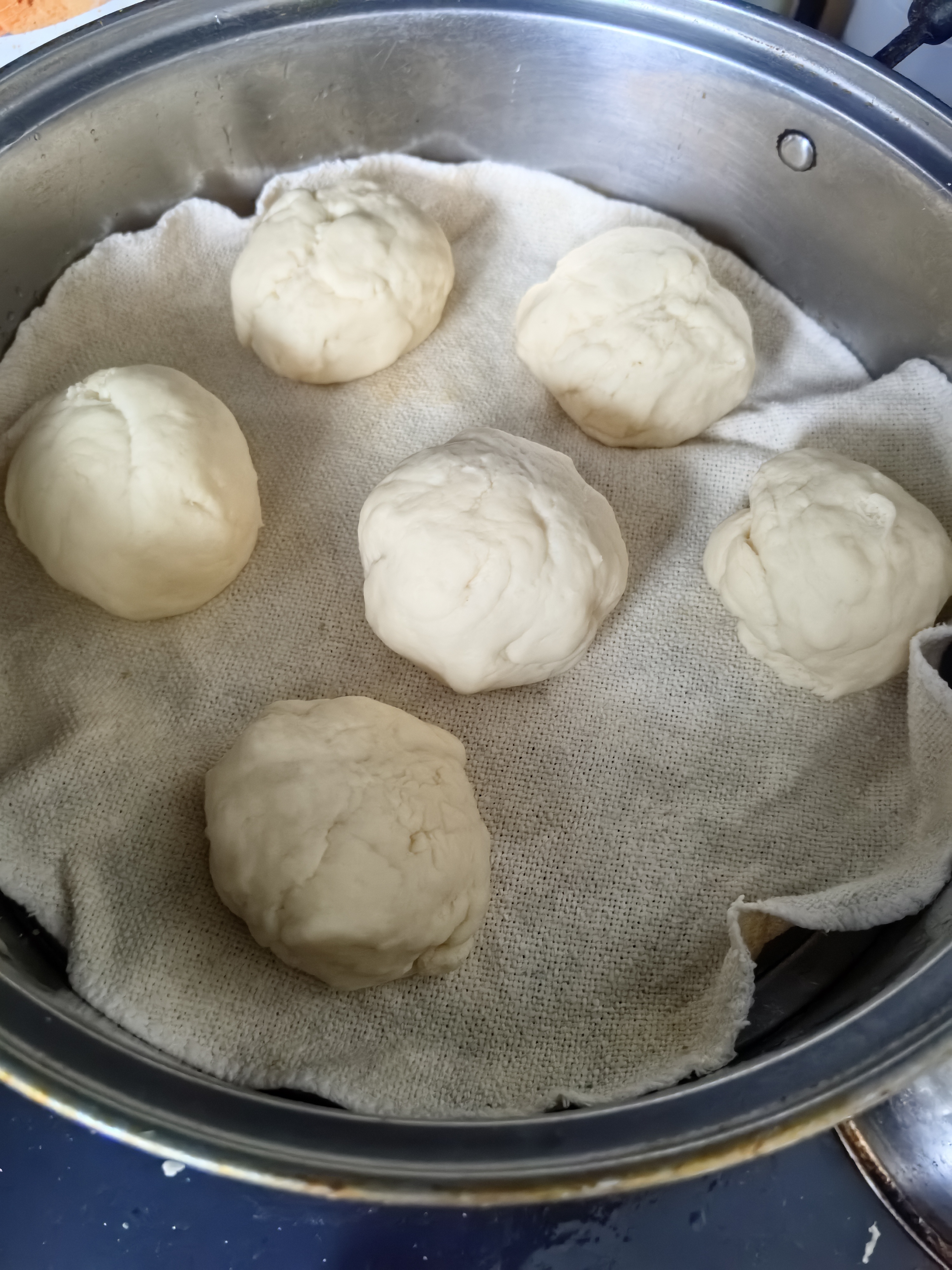 东菱（Donlim）面包机全自动烤面包和面机冰淇淋机家用 多功能和面机可预约自动撒料 DL-4705送礼推荐 【套装】单机钛金灰+冰淇淋桶 实拍图