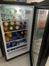 荣事达（Royalstar）冰吧冷藏柜 欧式恒温红酒柜酒店家用客厅冰箱迷你小型单门办公室保鲜展示留样茶叶饮料柜 一级能效98L【全冷藏+白光灯+酒架】 实拍图