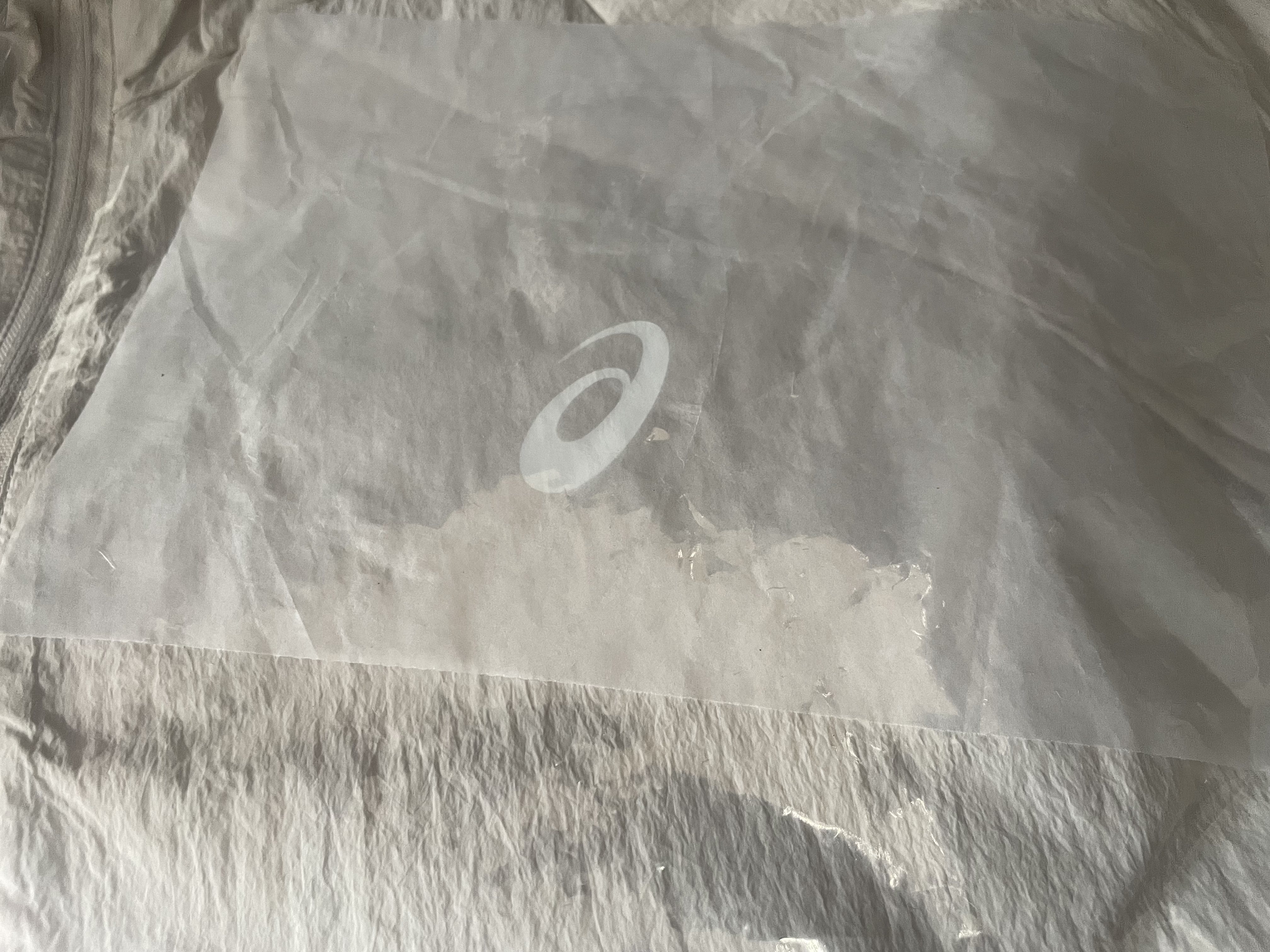 亚瑟士（asics）儿童26年夏季UPF50+轻量防晒服凉感透气清凉梭织外套332261052303 实拍图