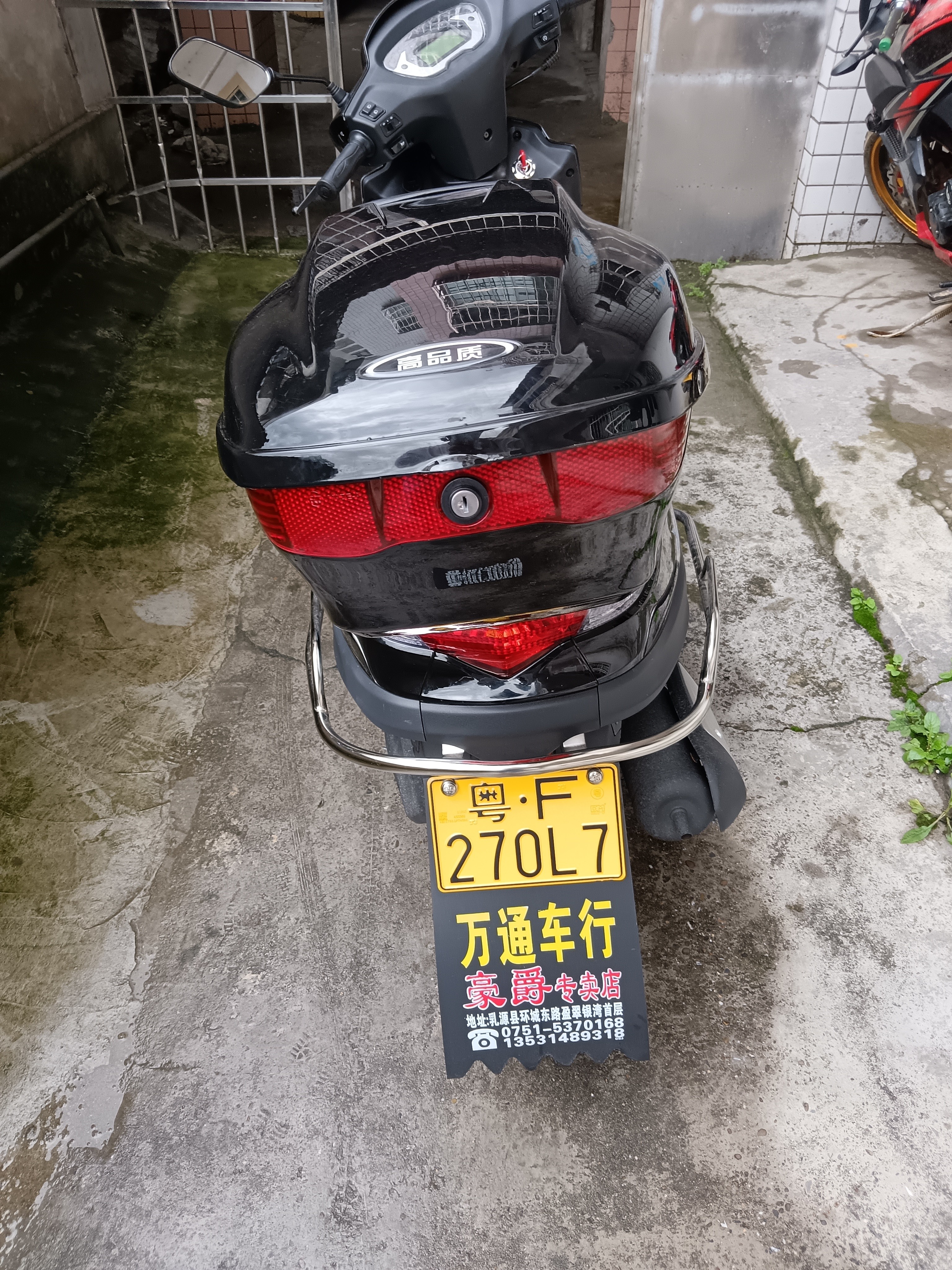 吉浪鹰钻宇雨钻125踏板车摩托车国四电喷燃油代步省油外卖可上牌爬坡 出口版高配国四电喷上牌黑色包邮 实拍图