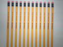 施德楼（STAEDTLER）2B铅笔 经典六角木杆小学生考试涂卡一二年级美术素描绘图笔礼物开学必备用品12支/盒134-2B 实拍图