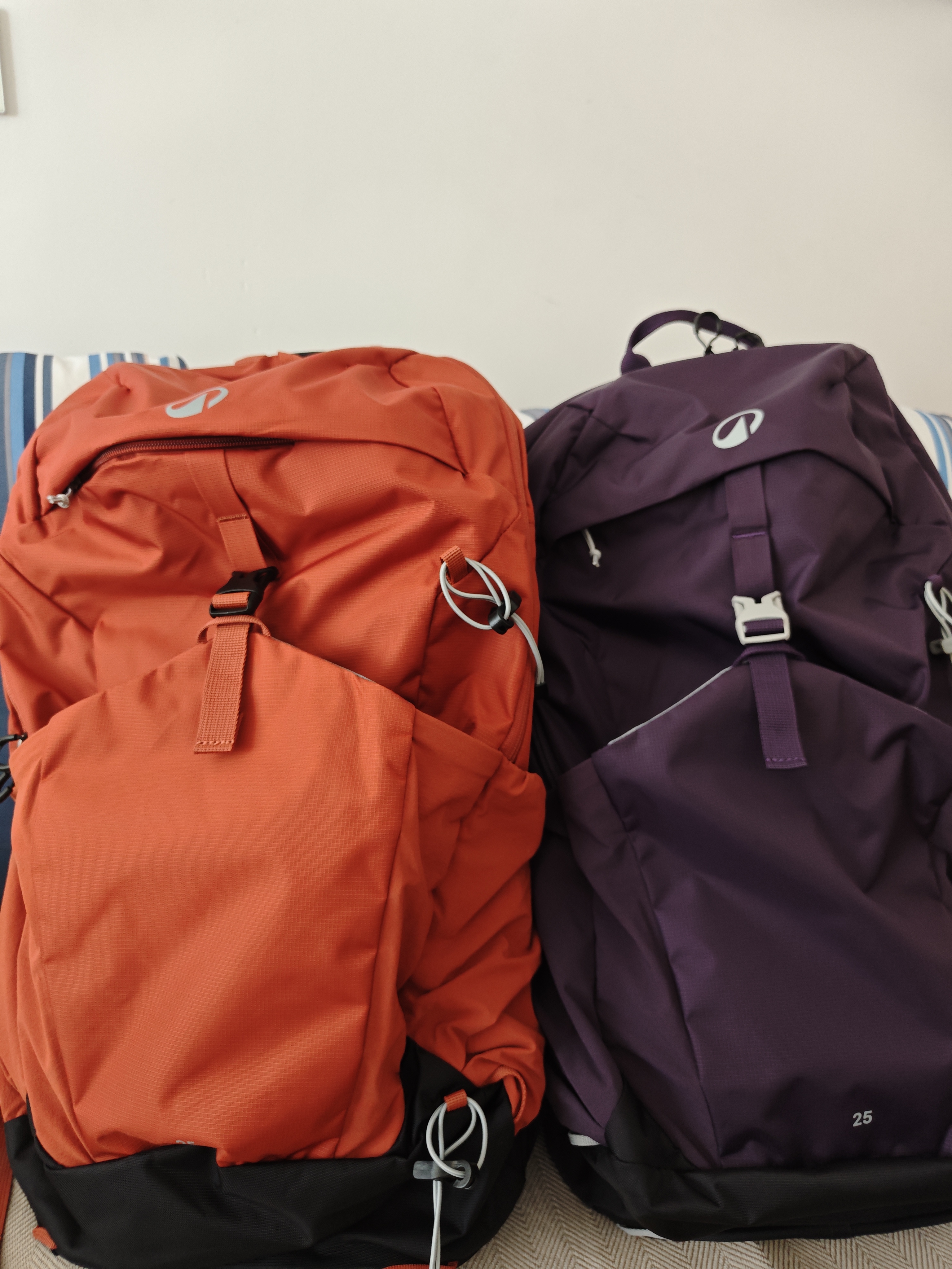 迪卡侬双肩包新款MH500城市轻户外旅行徒步背包大容量登山包25L-5399150 实拍图