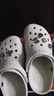 卡骆驰（CROCS）檀健次同款经典洞洞鞋轻便百搭女沙滩鞋包头拖鞋男鞋|10001 骨白色-2Y2(含智必星) 37 /38(230mm) 实拍图