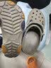 卡骆驰（CROCS）经典特林洞洞鞋|206340 卡其/彩色-2F9   40 (250mm)   实拍图