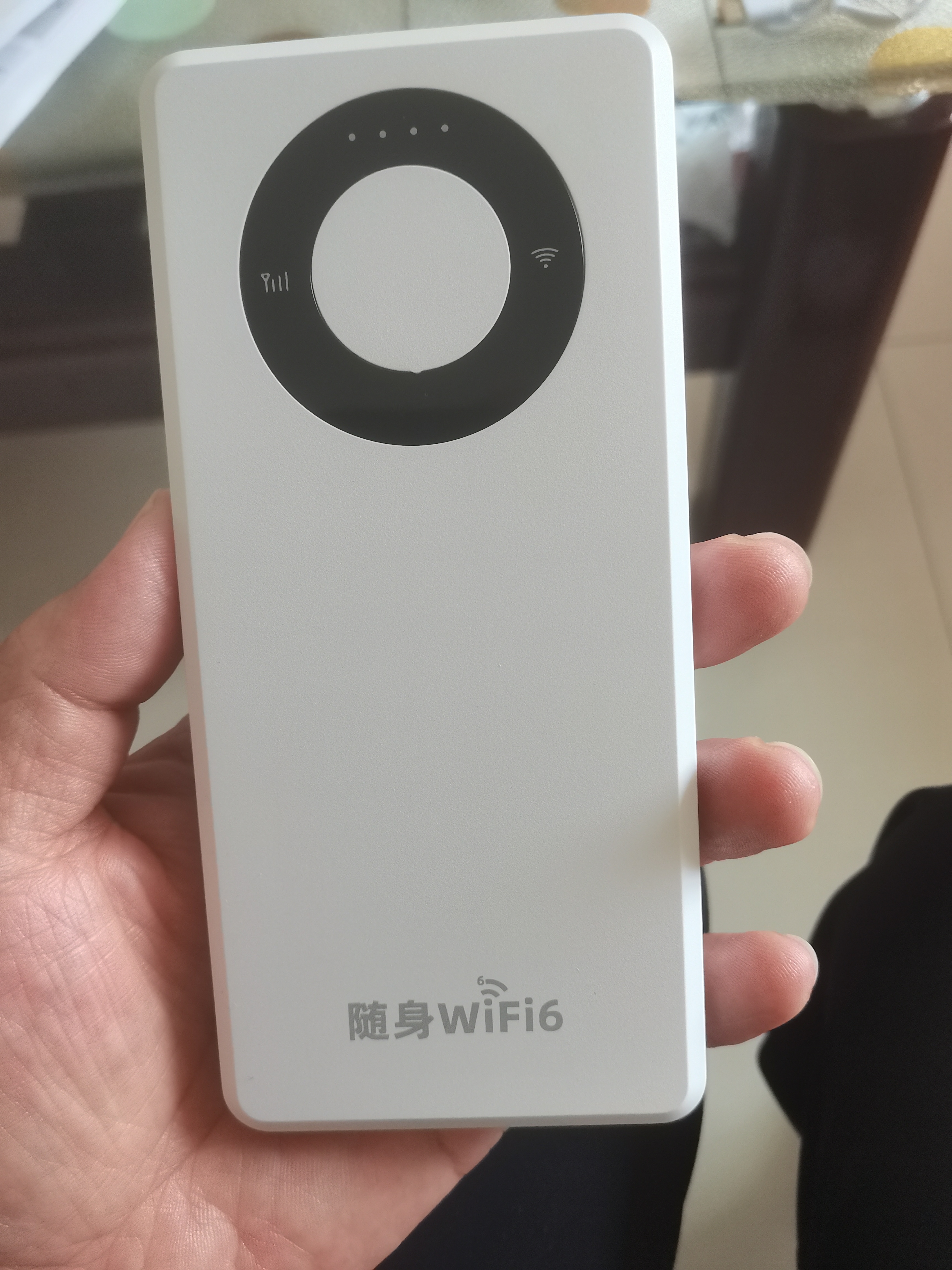 本腾2026新款移动热点随身wifi6无线网卡流量4g三网通宽带路由器 8000毫安大电池-充电上网两用 实拍图